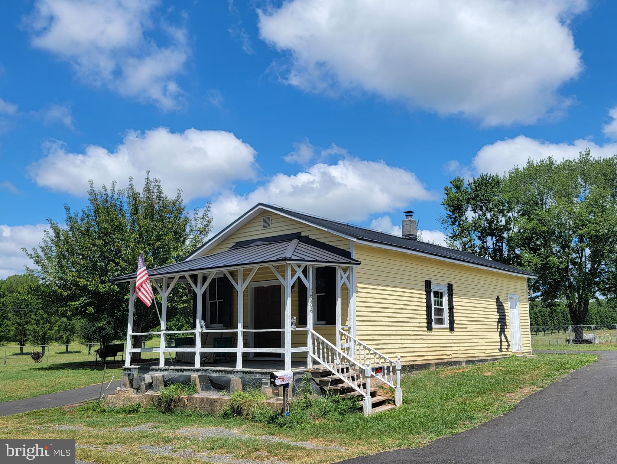 POPLAR RD - Residential