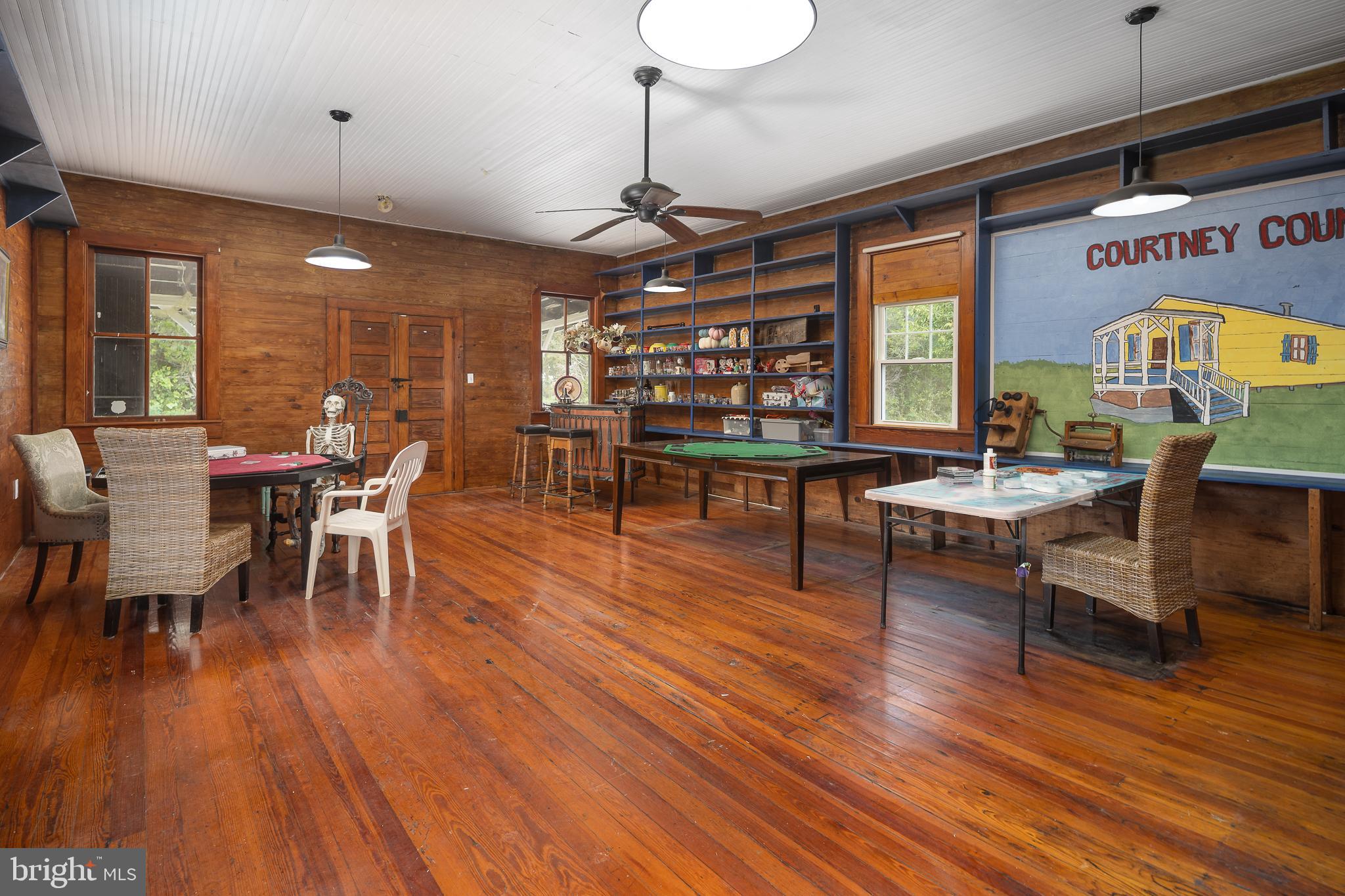 POPLAR RD - Residential