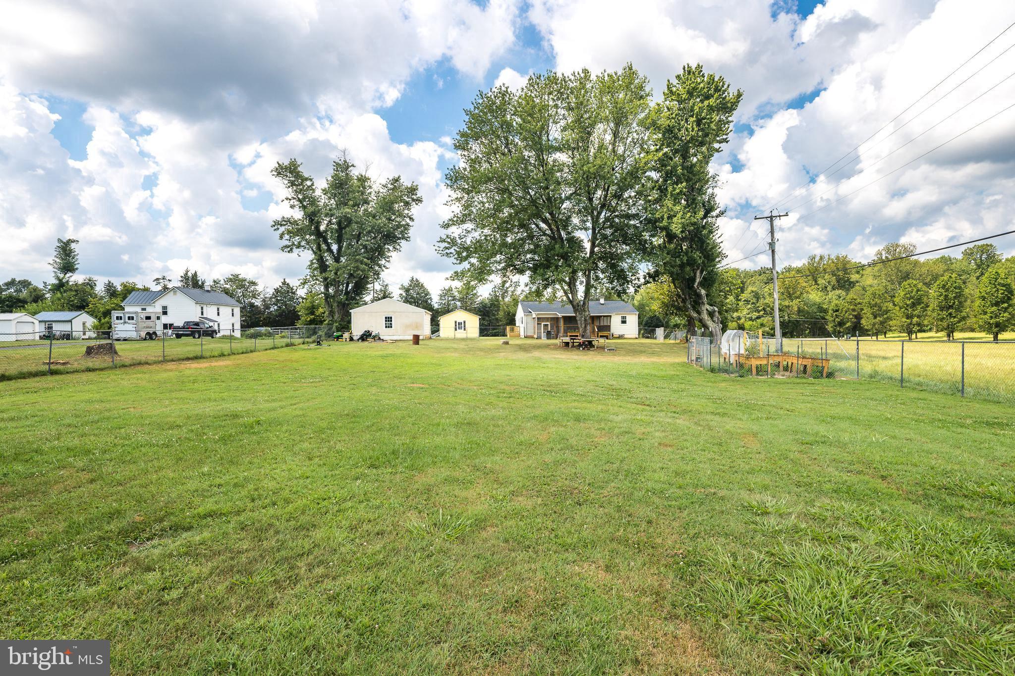 POPLAR RD - Residential