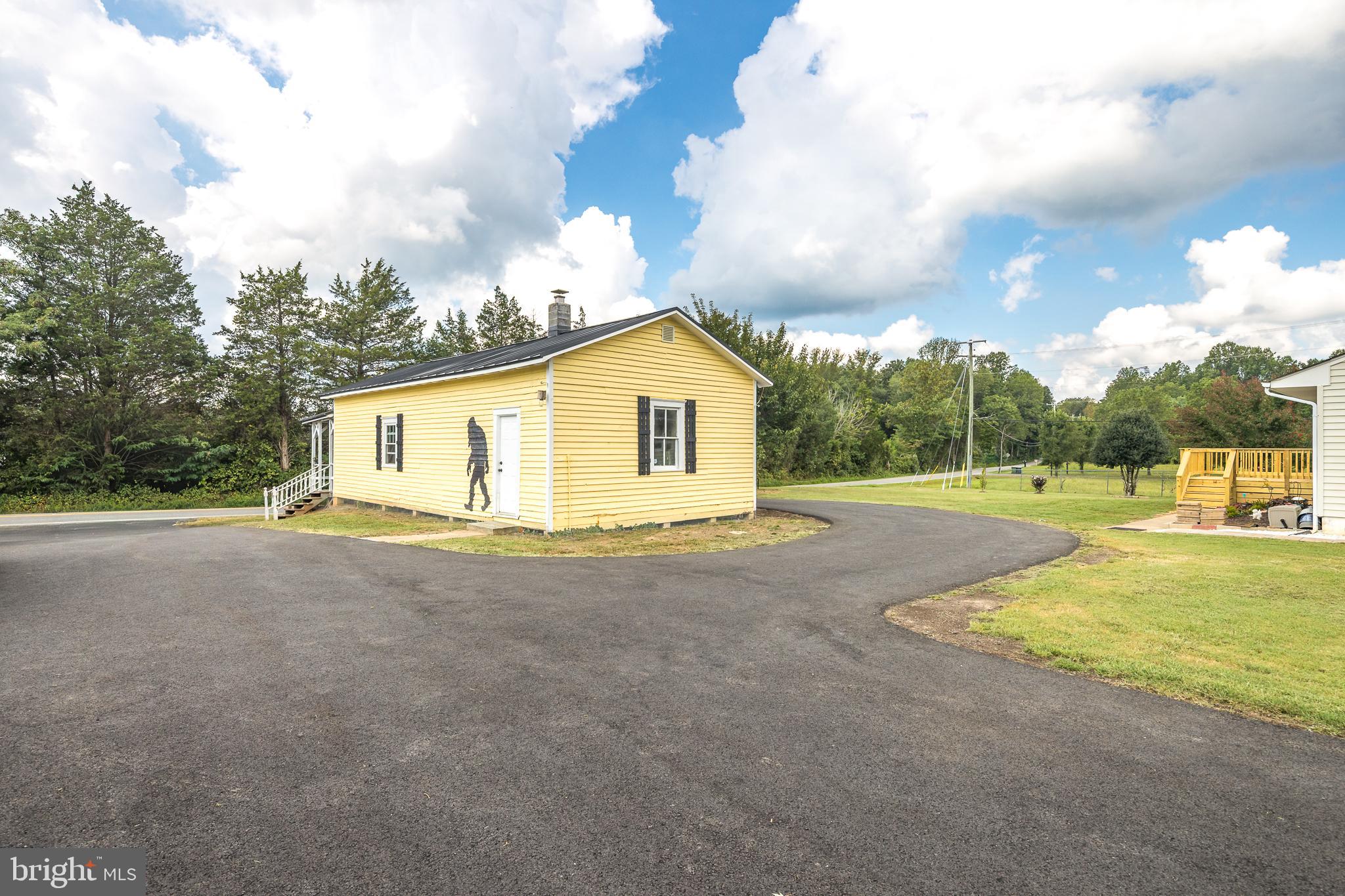 POPLAR RD - Residential