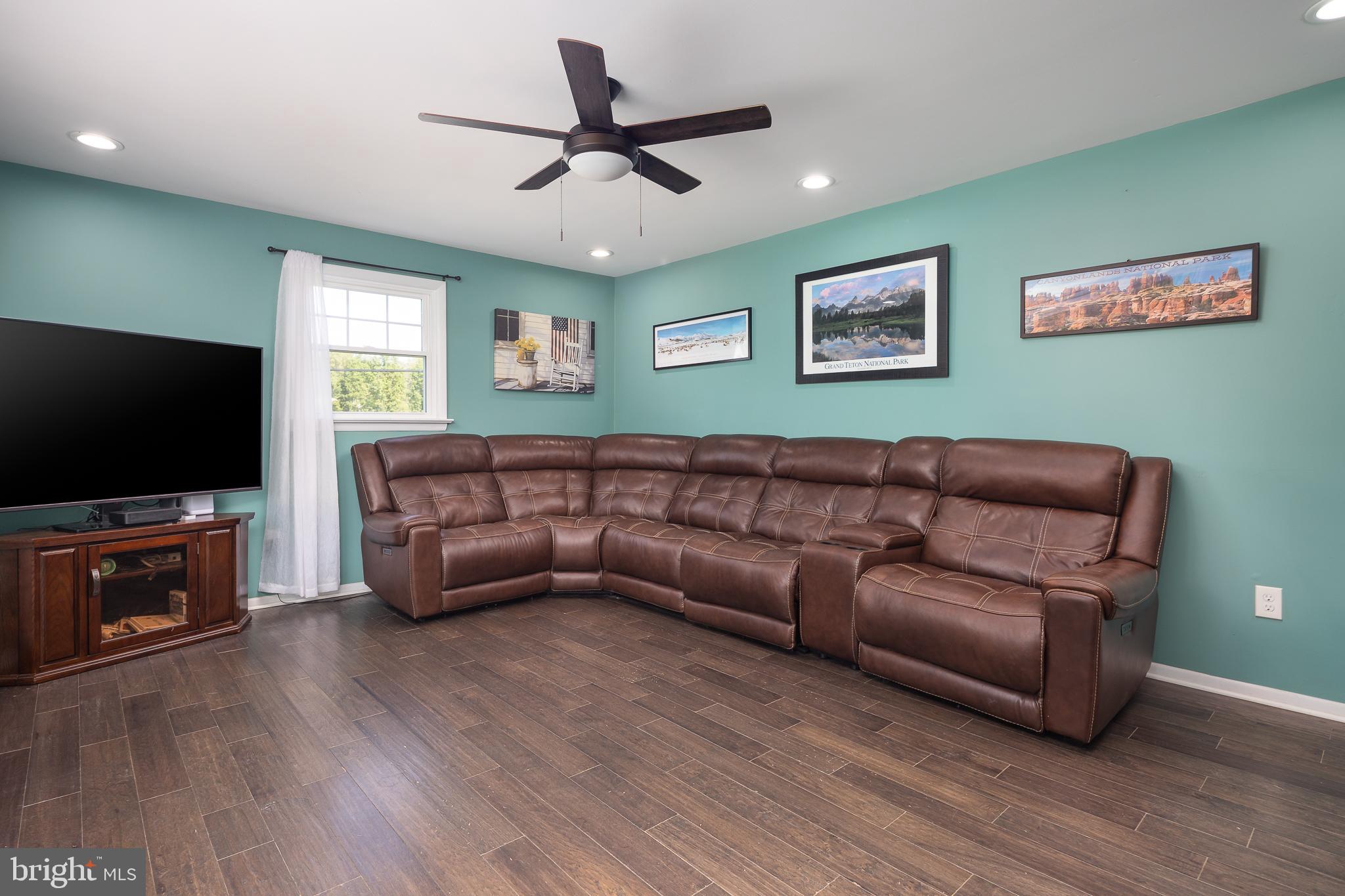 POPLAR RD - Residential