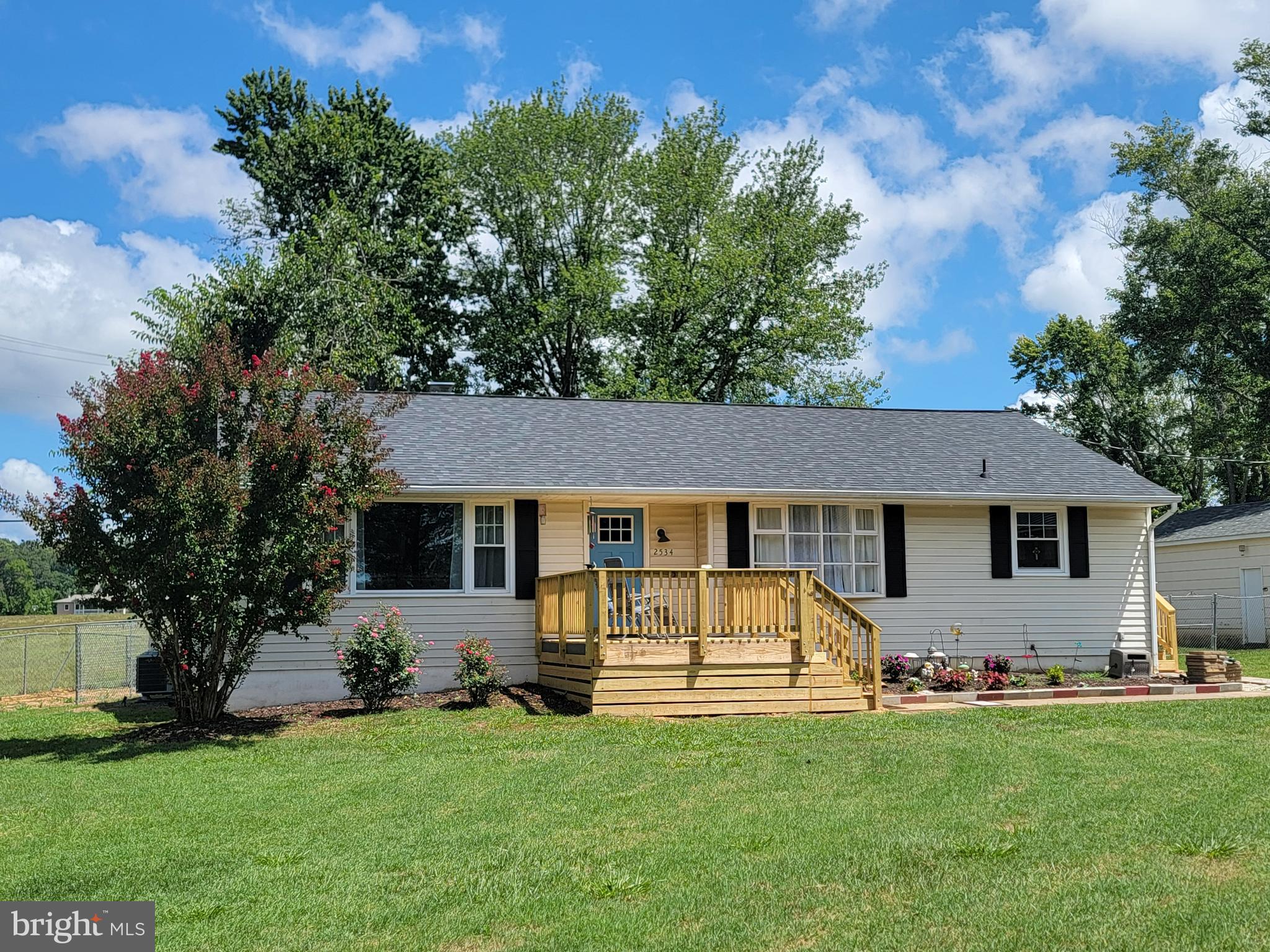 POPLAR RD - Residential