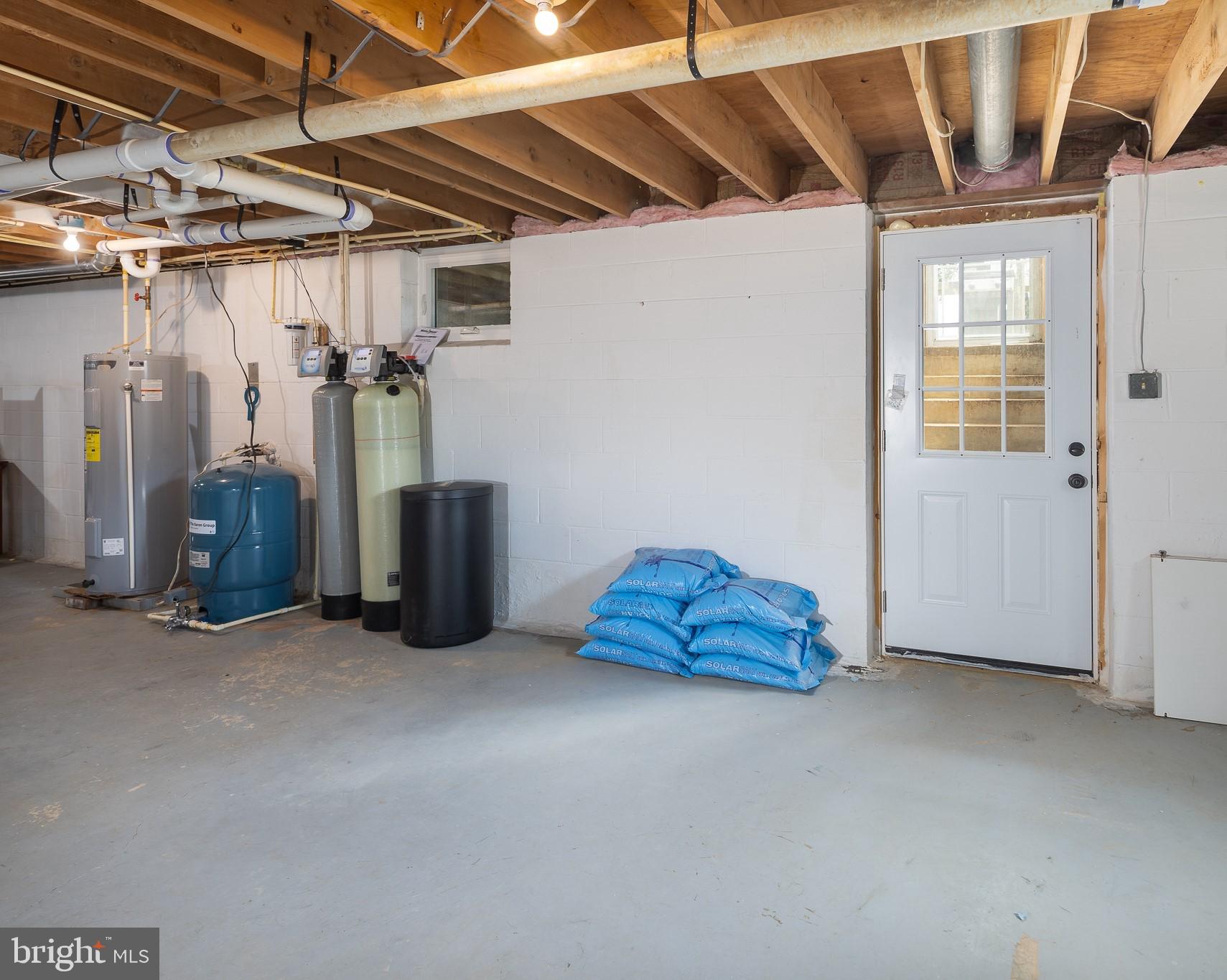 POPLAR RD - Residential