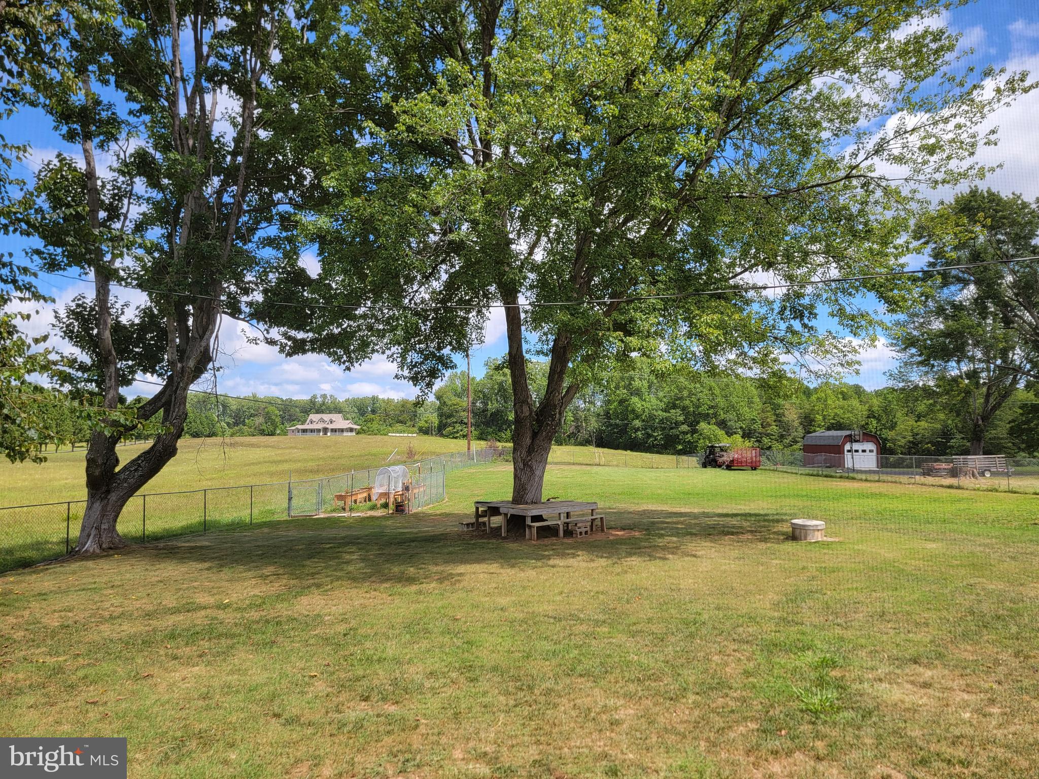 POPLAR RD - Residential