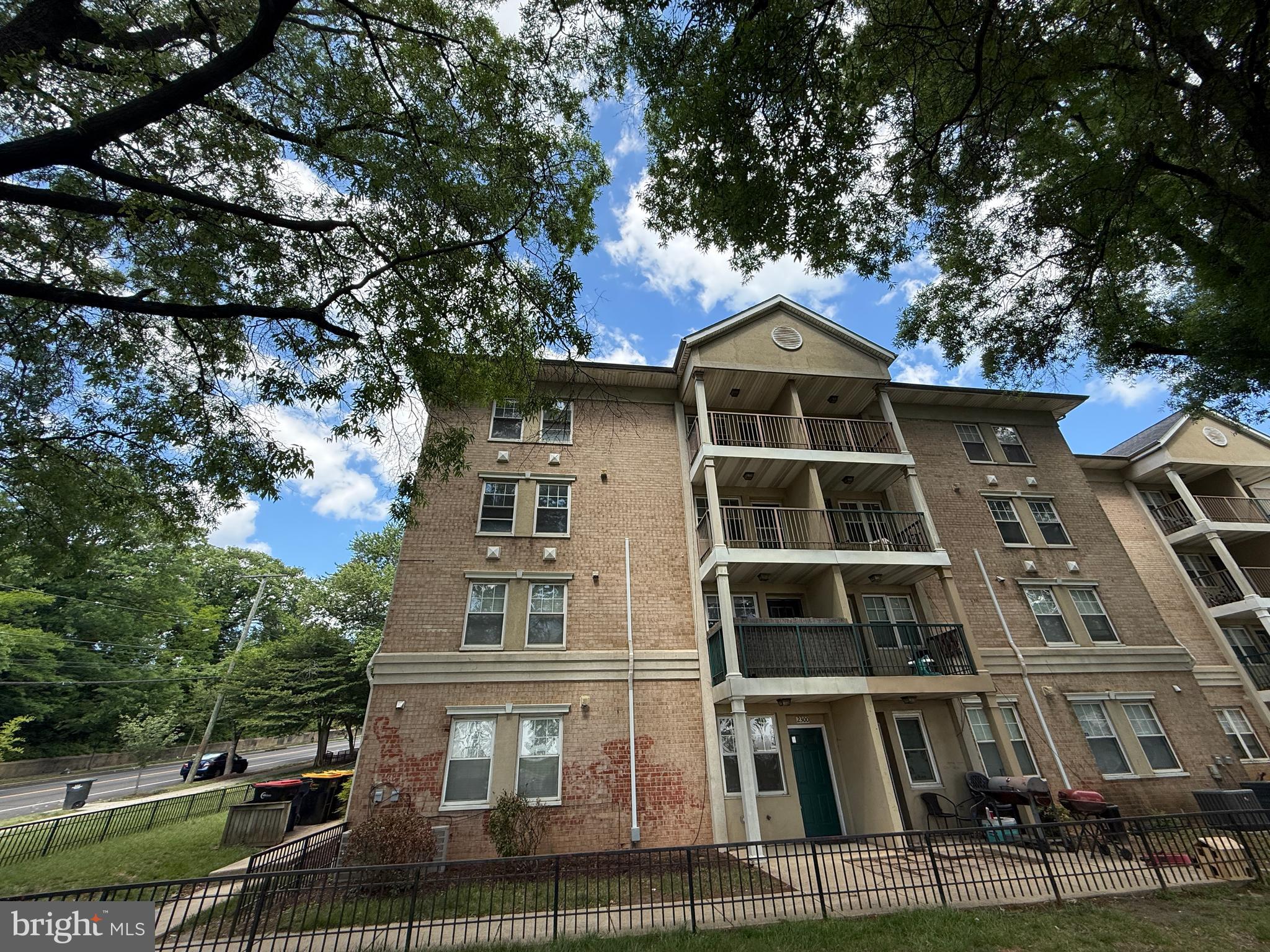 2312 18TH STREET NE 2312