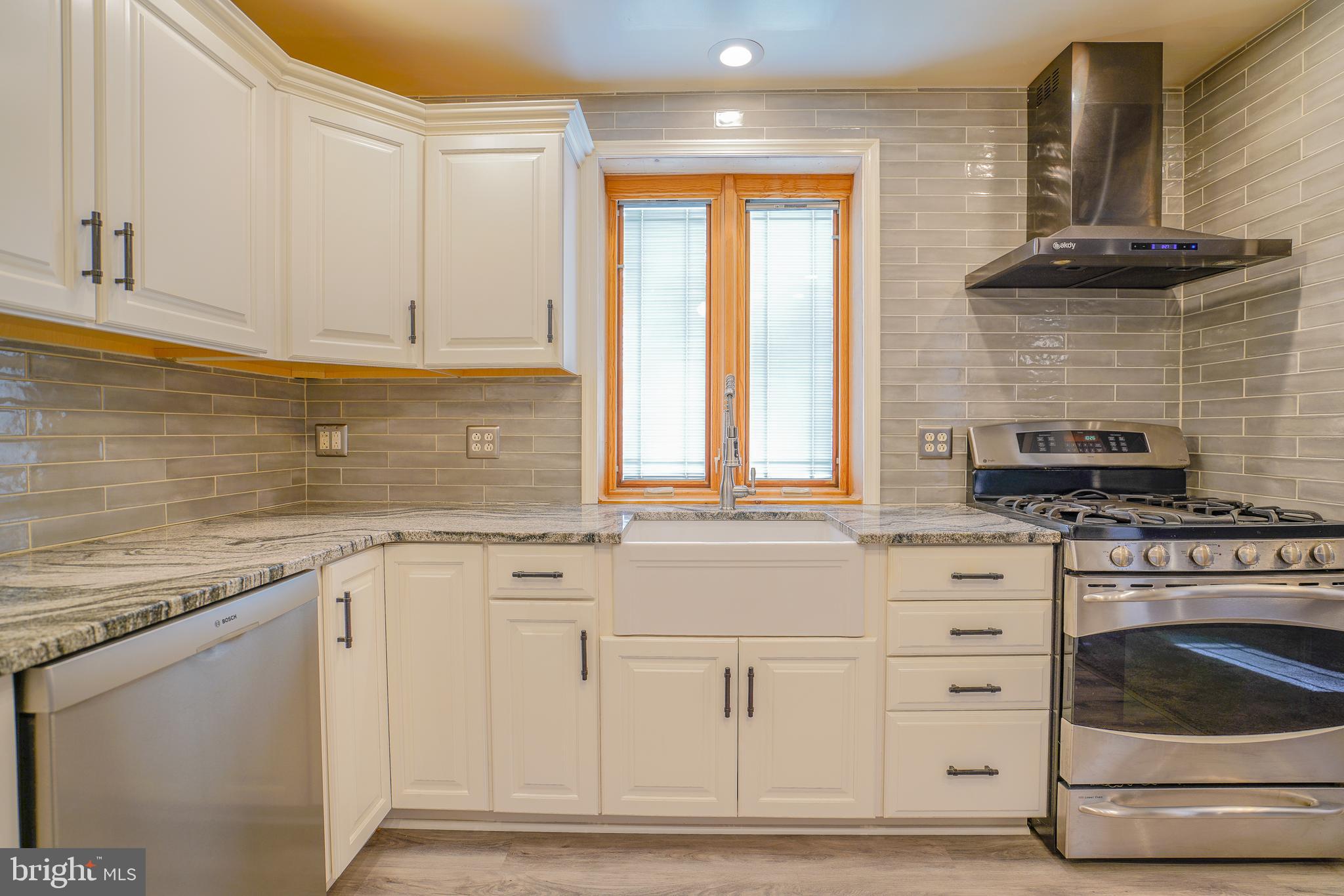 ACADEMY GARDENS - Residential