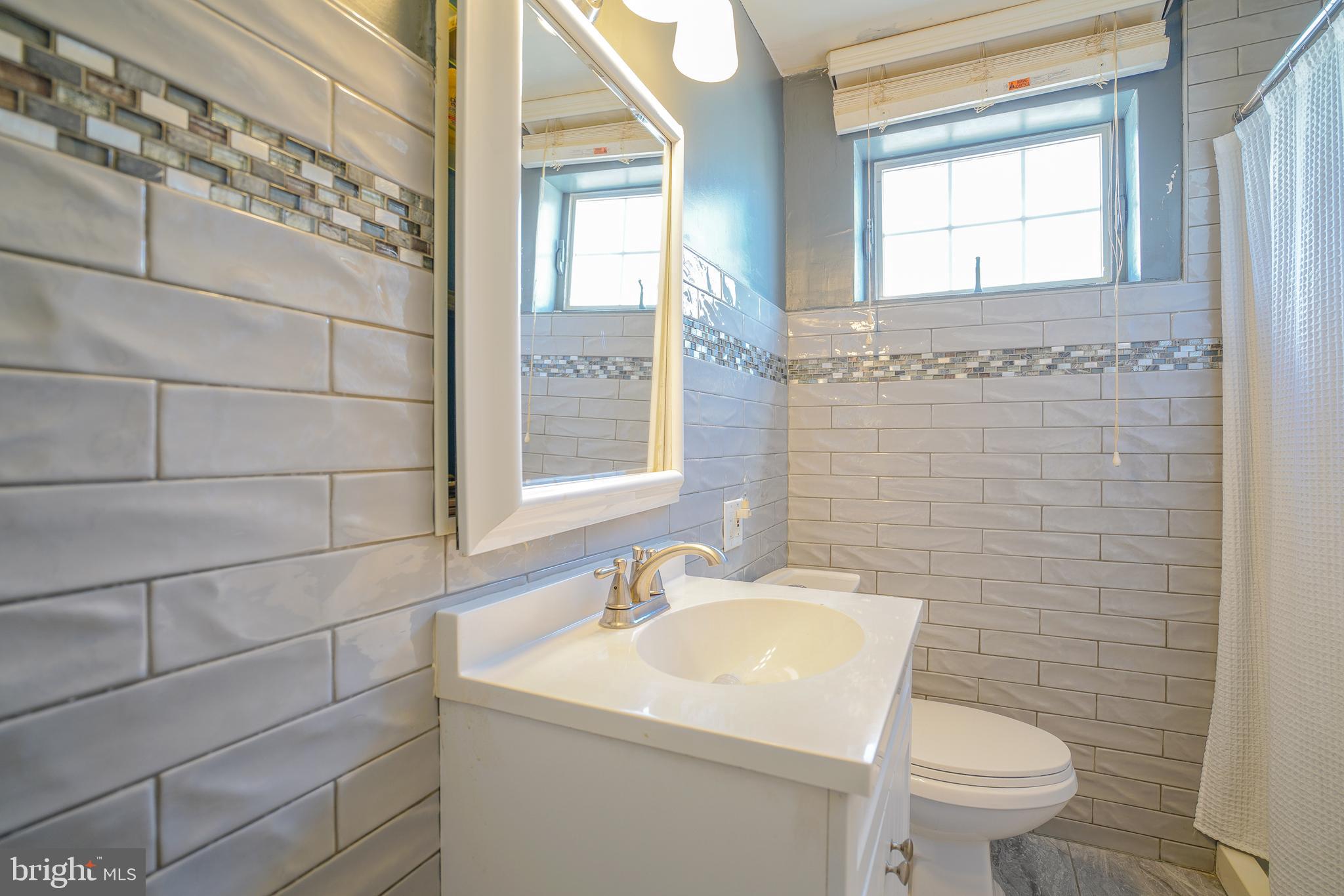 ACADEMY GARDENS - Residential