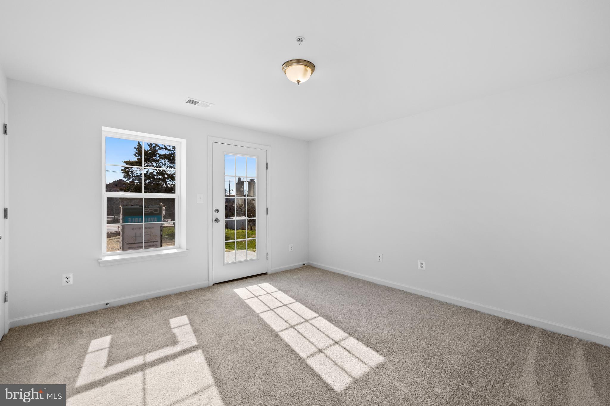 BURHANS VILLAGE - Residential Lease