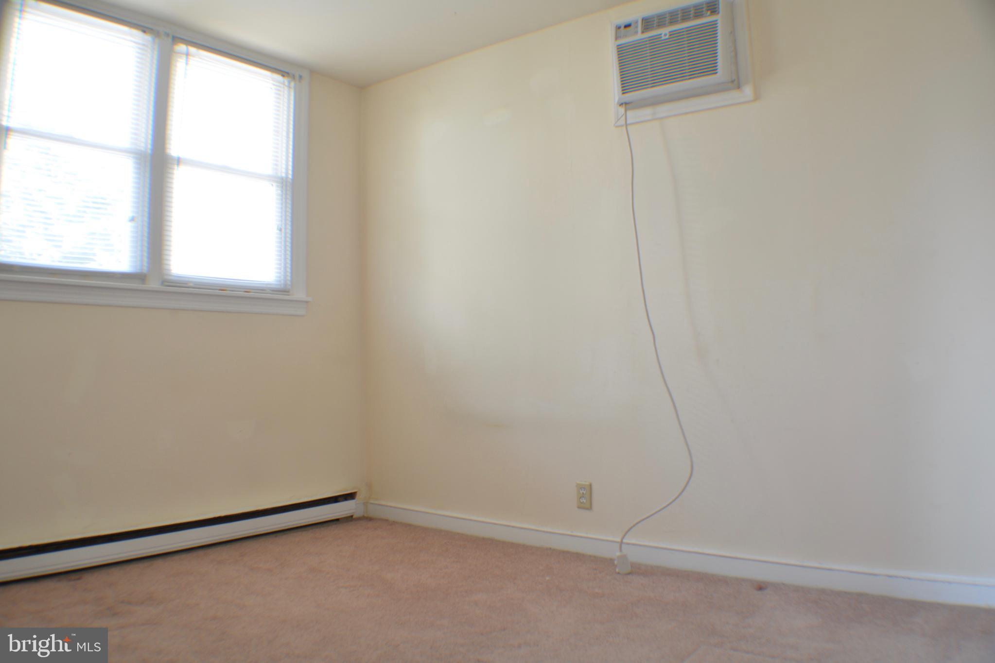 DEARNLEY PARK - Residential Lease