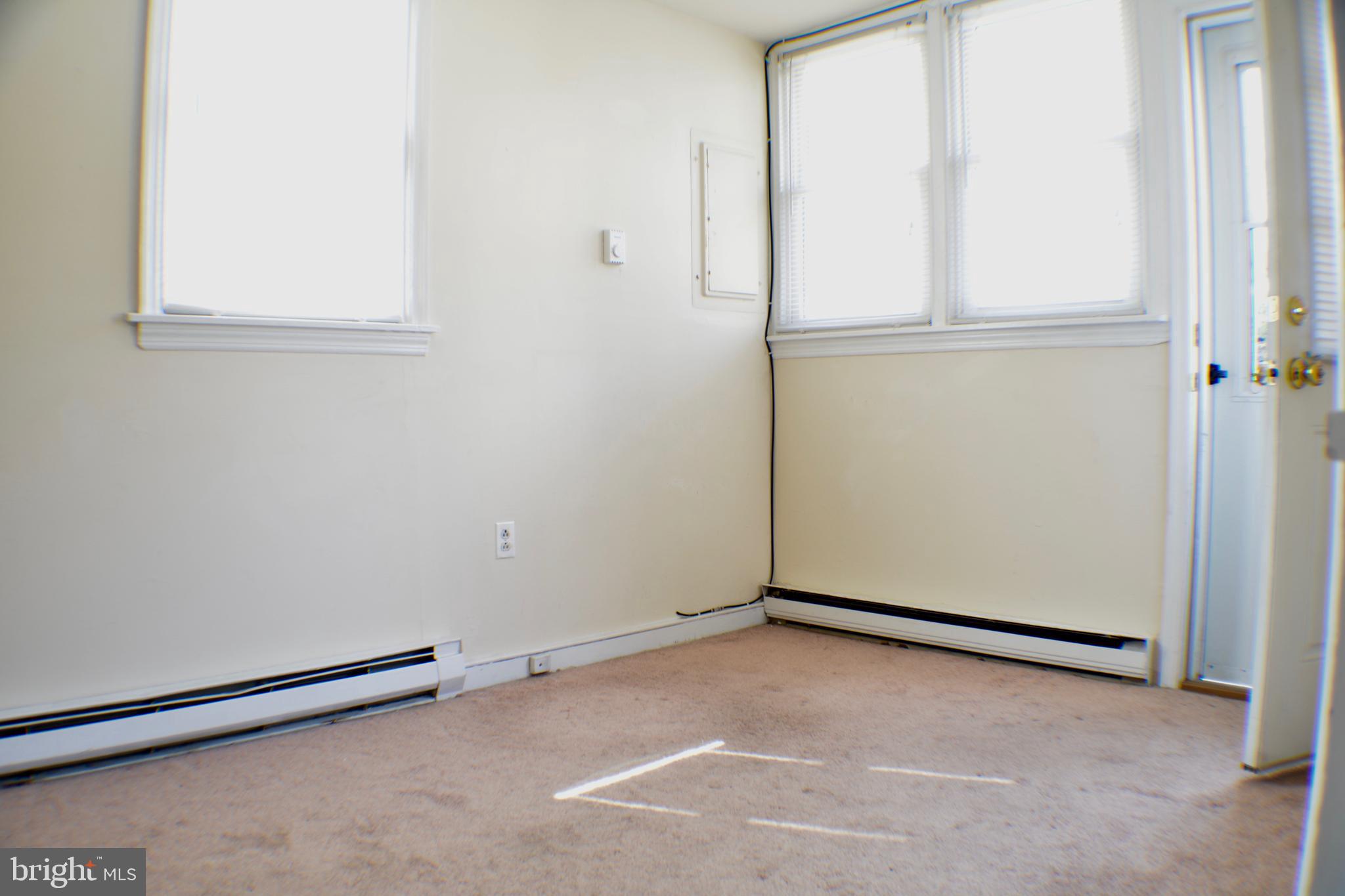 DEARNLEY PARK - Residential Lease