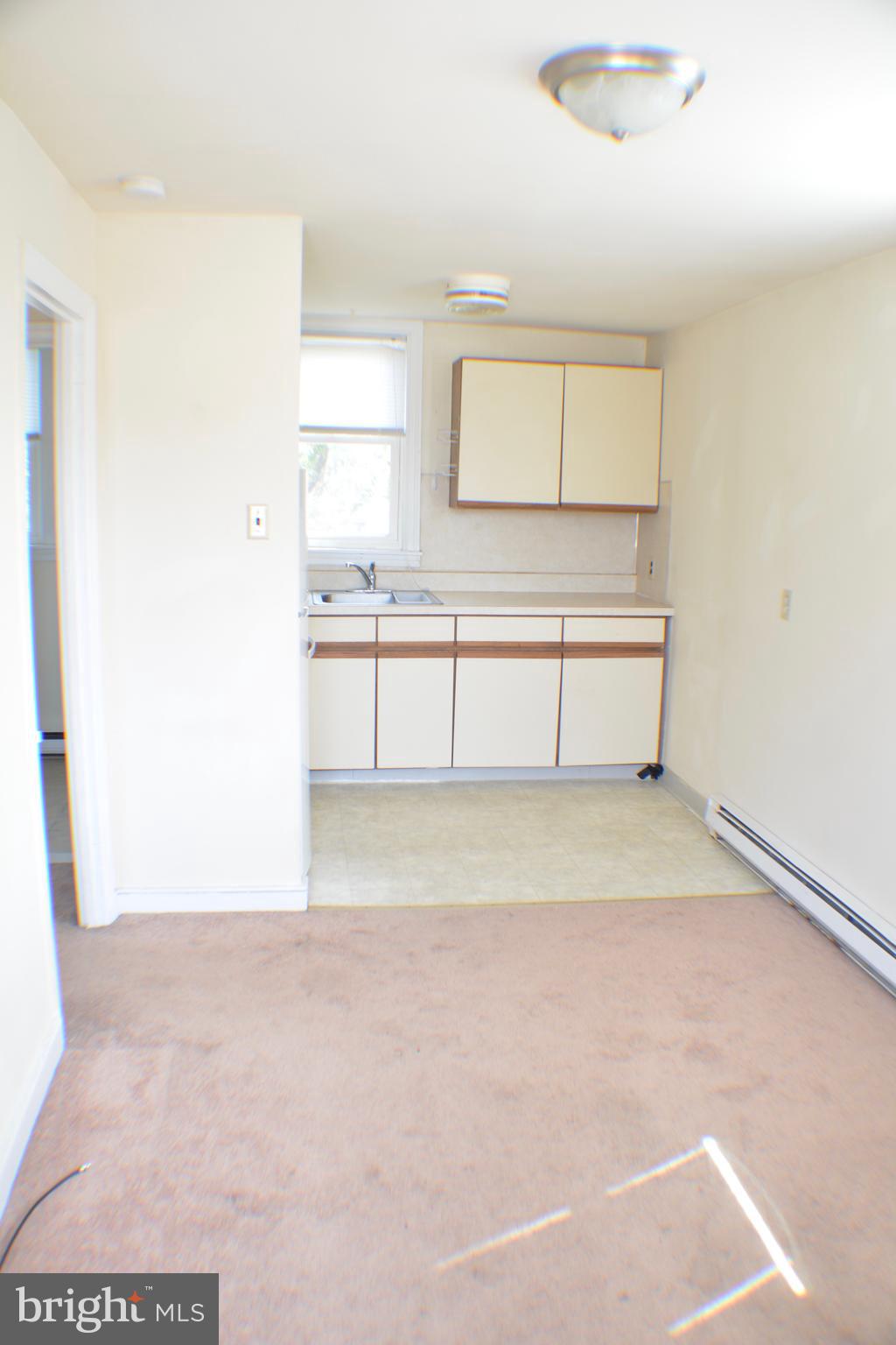 DEARNLEY PARK - Residential Lease