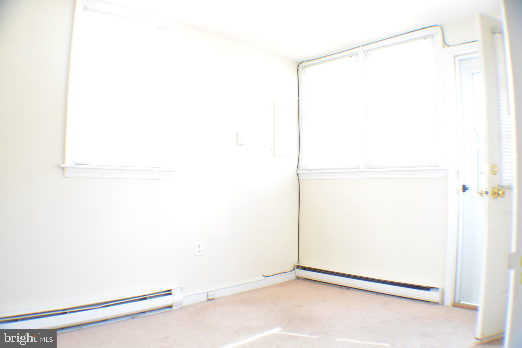 DEARNLEY PARK - Residential Lease