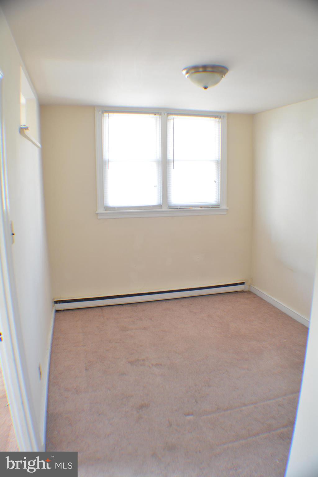 DEARNLEY PARK - Residential Lease