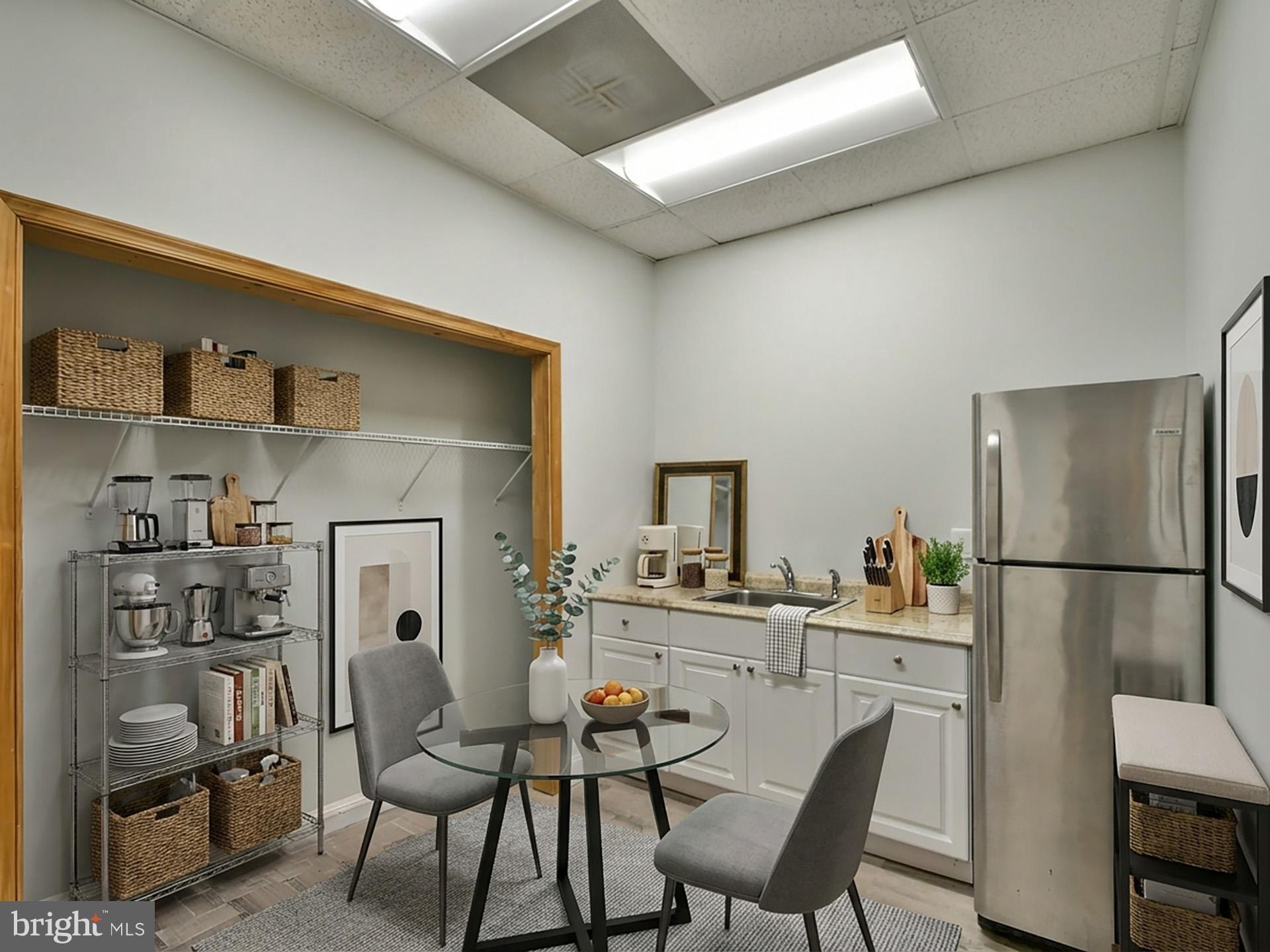 COLUMBIA CORPORATE PARK - Commercial Sale