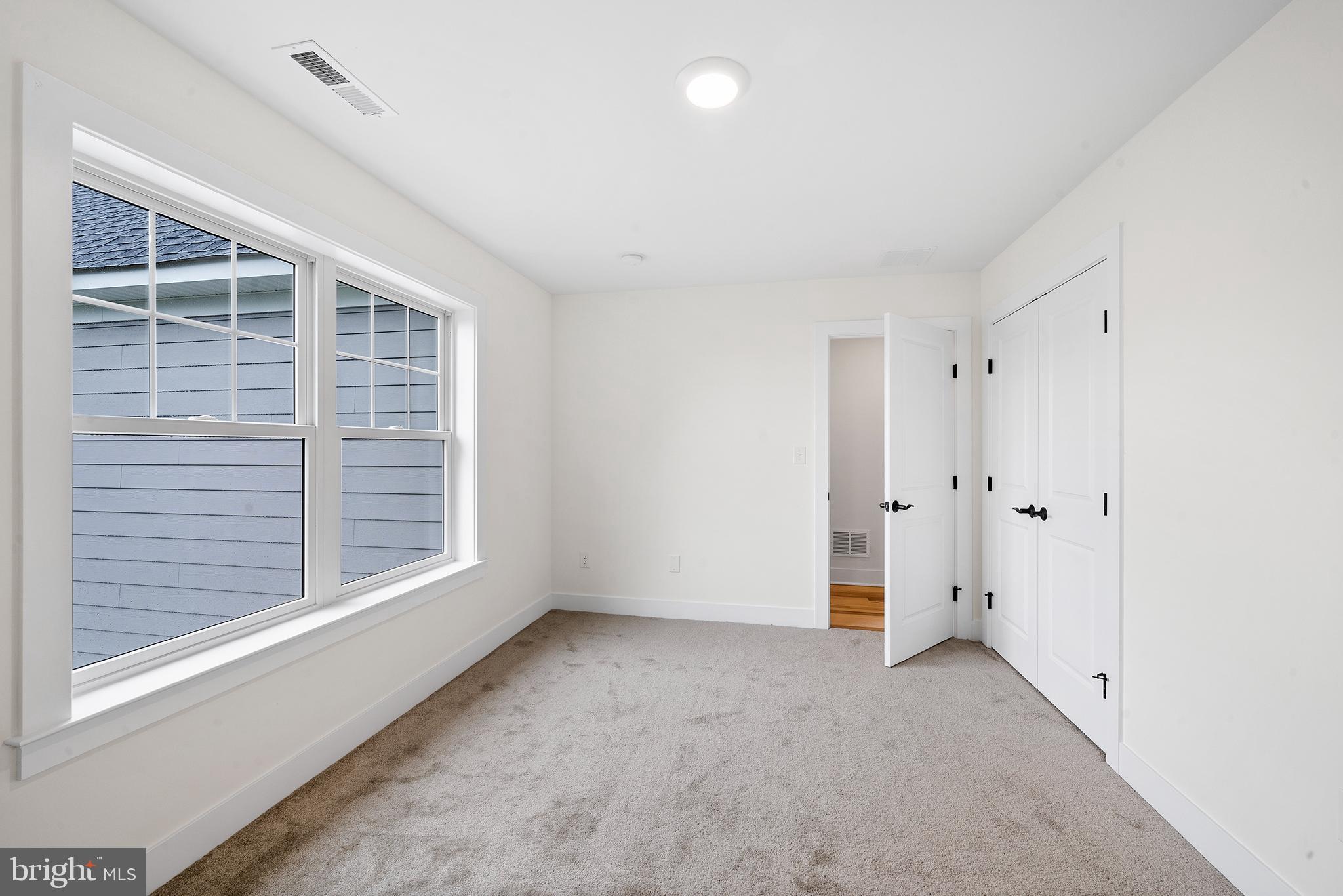 BERWYN VILLAGE - Residential