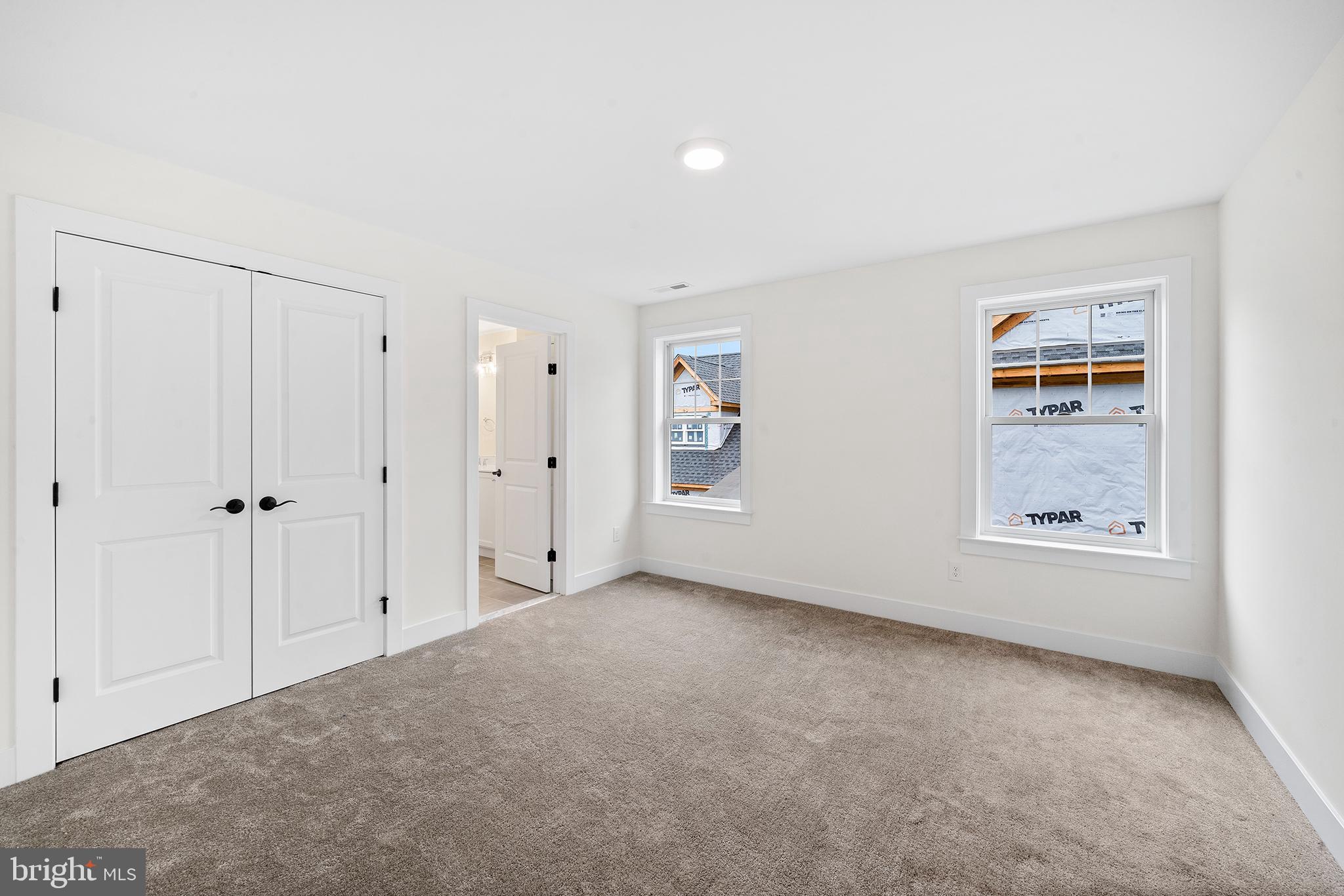 BERWYN VILLAGE - Residential