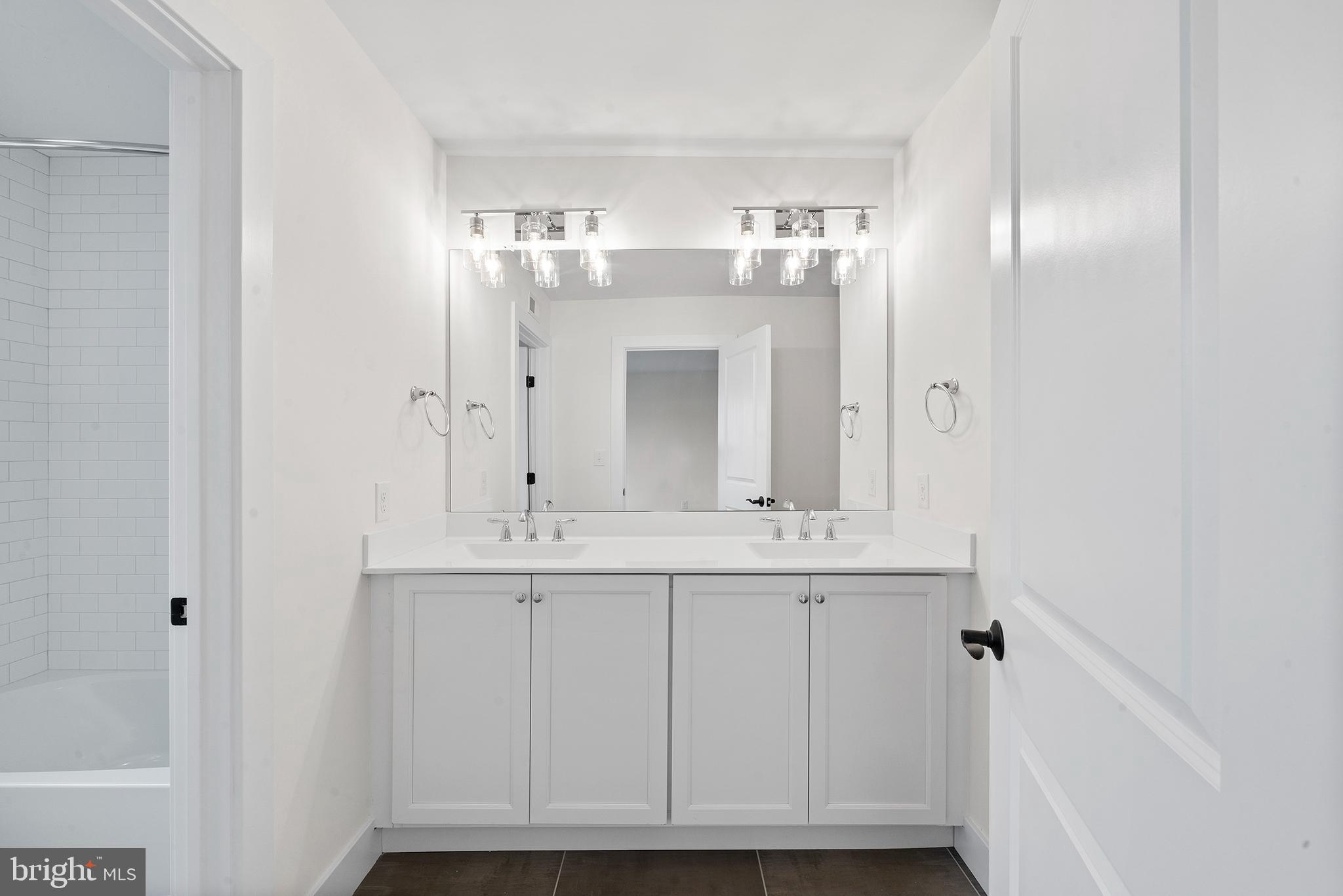 BERWYN VILLAGE - Residential