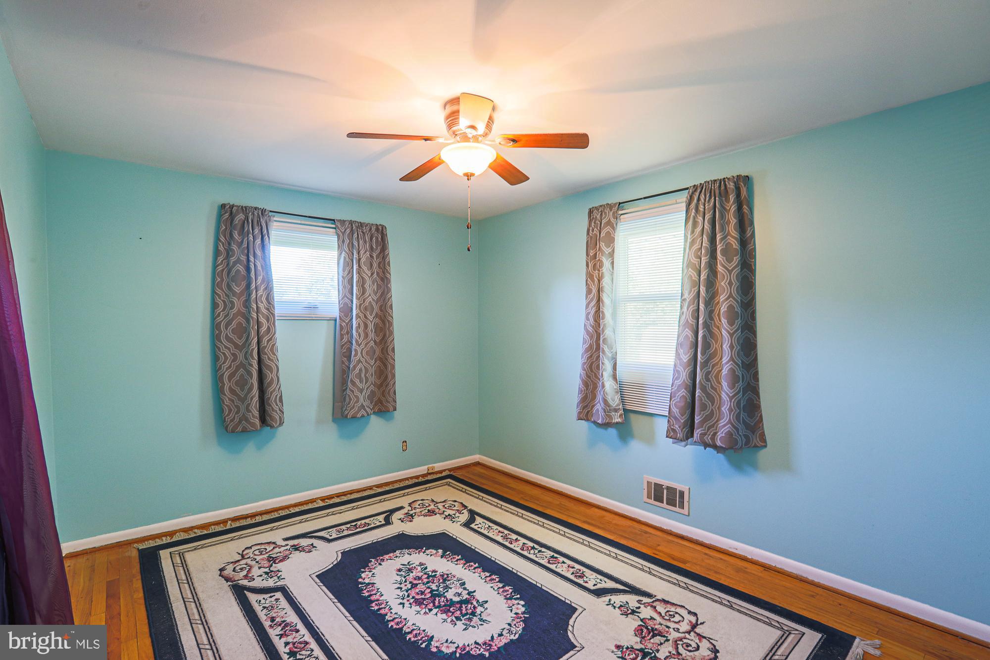 GLENSIDE PARK - Residential