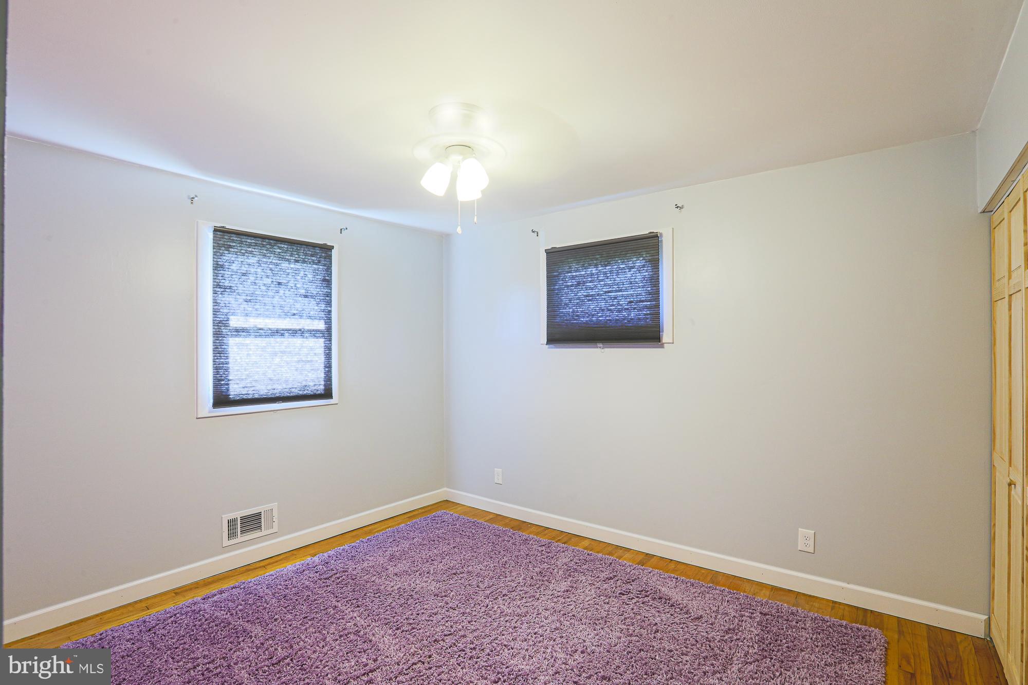 GLENSIDE PARK - Residential