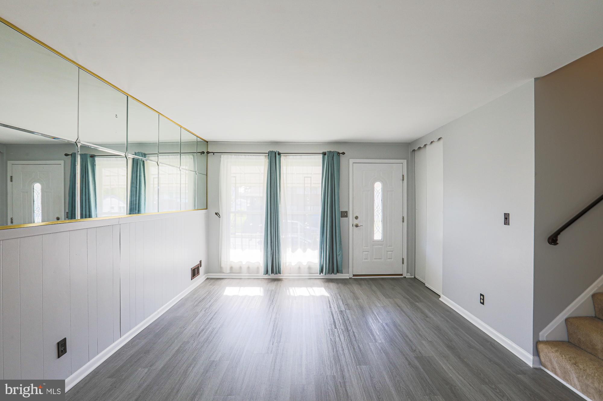 GLENSIDE PARK - Residential