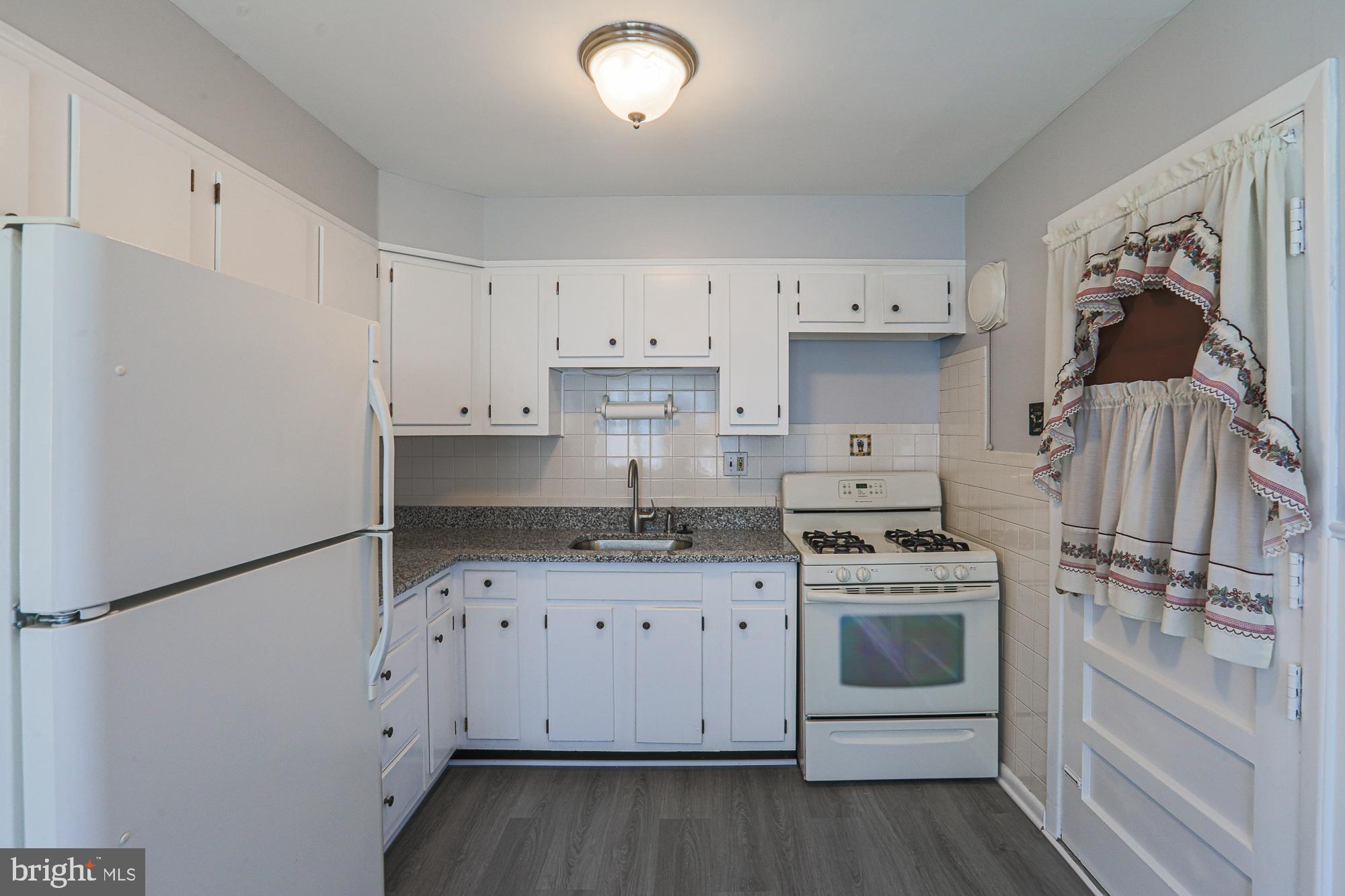 GLENSIDE PARK - Residential