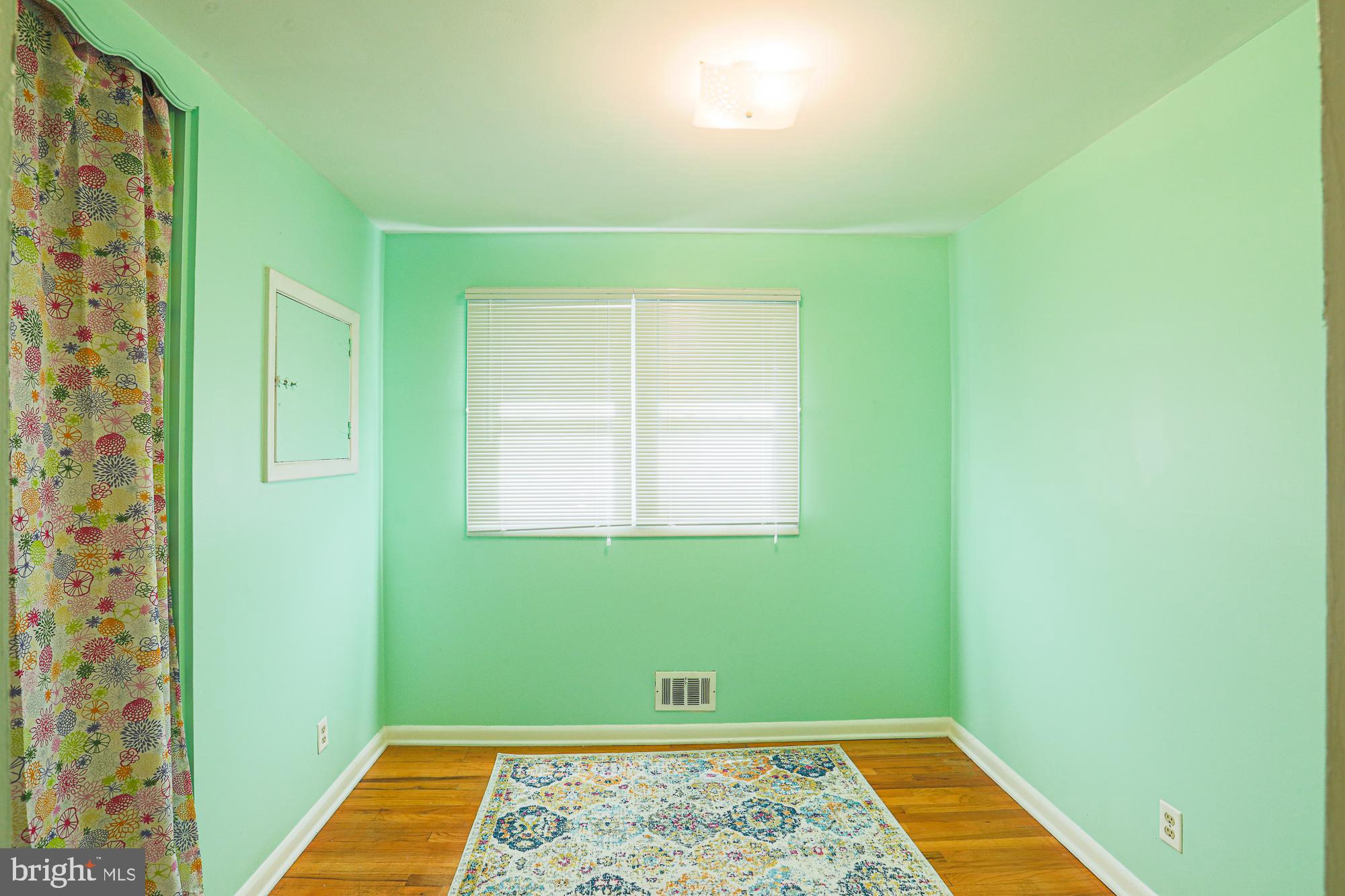 GLENSIDE PARK - Residential