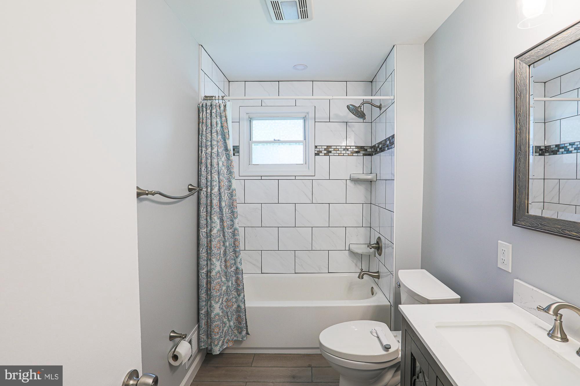 GLENSIDE PARK - Residential