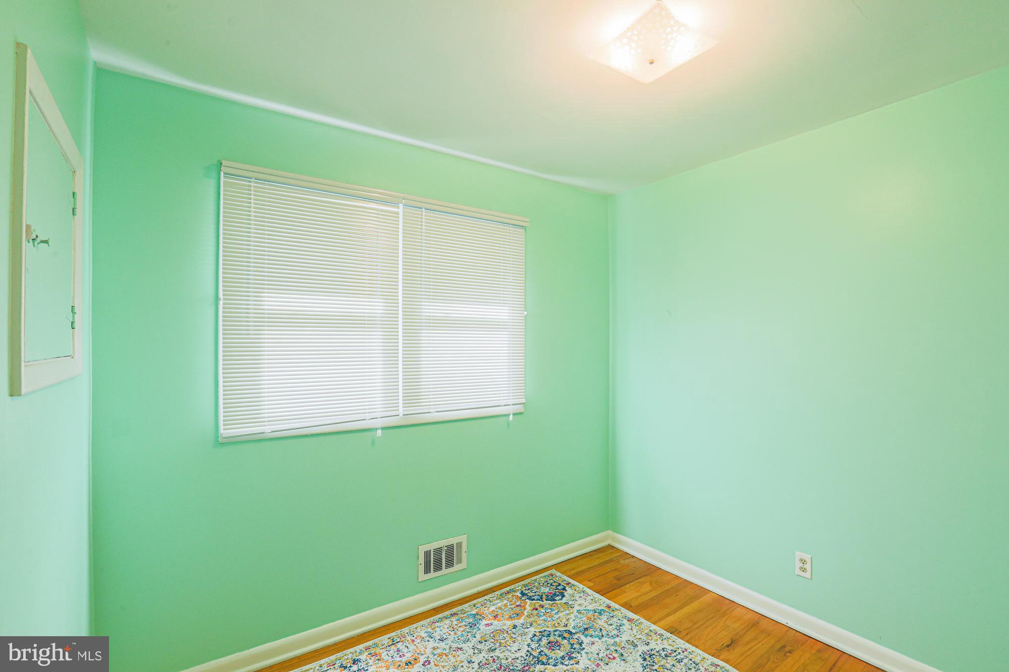 GLENSIDE PARK - Residential