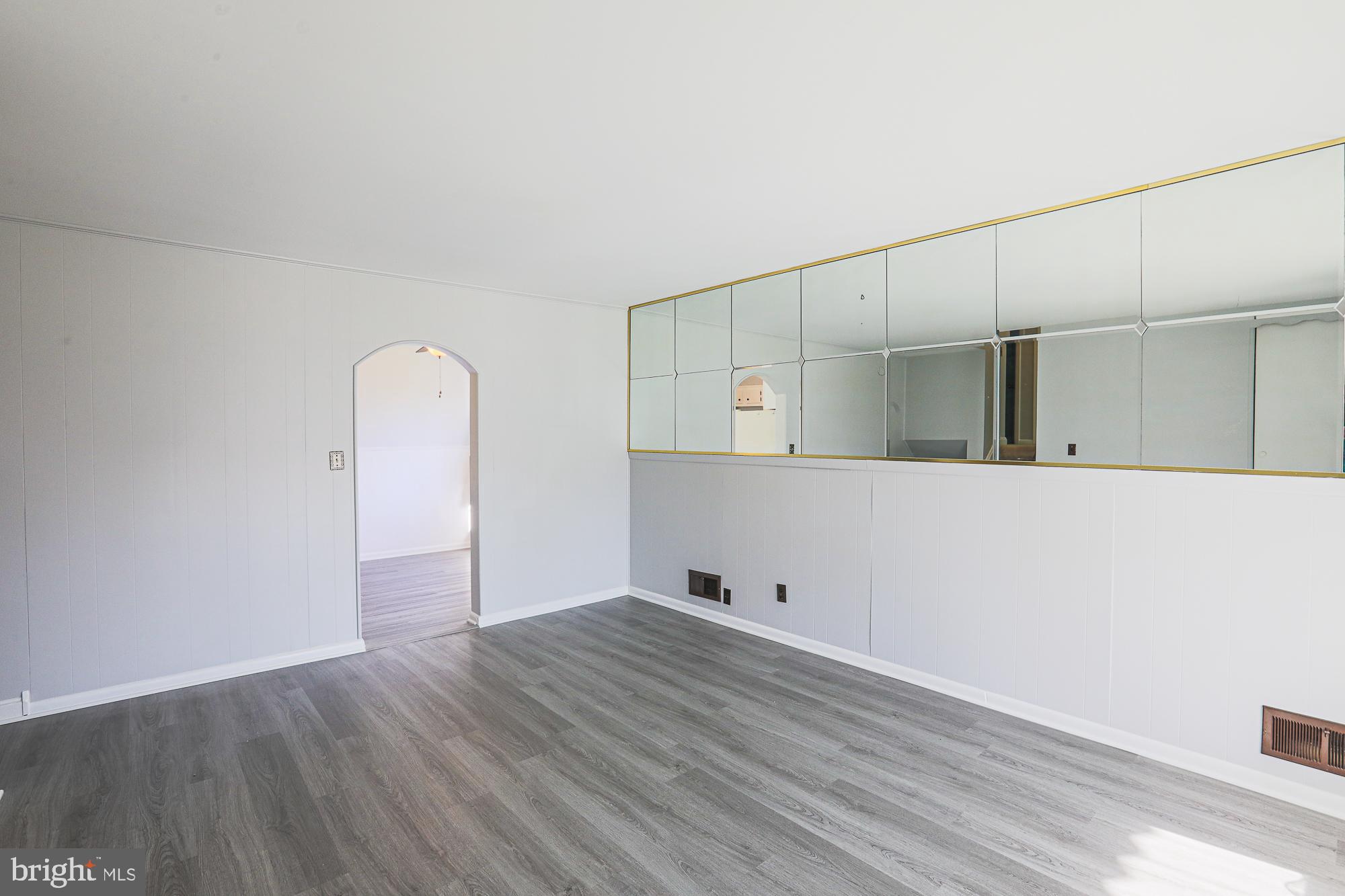 GLENSIDE PARK - Residential