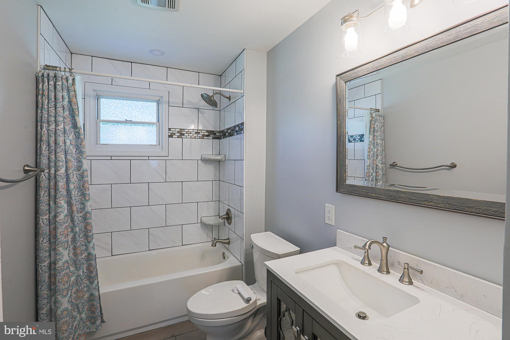 GLENSIDE PARK - Residential