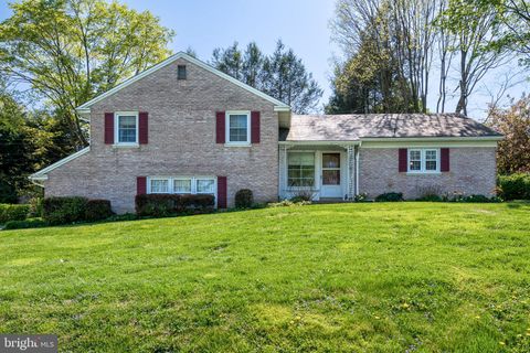 Photo of 1104 RICHMOND RD, LANCASTER, PA 17603 (MLS # PALA2033650)