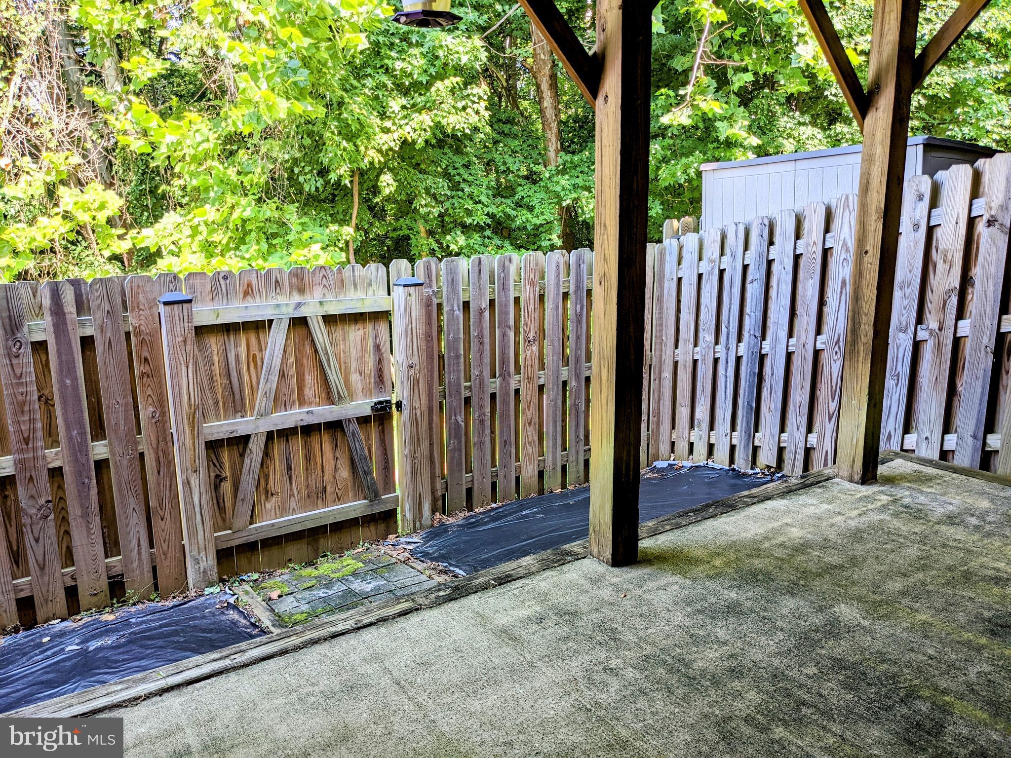 SUNNINGDALE MEADOWS - Residential