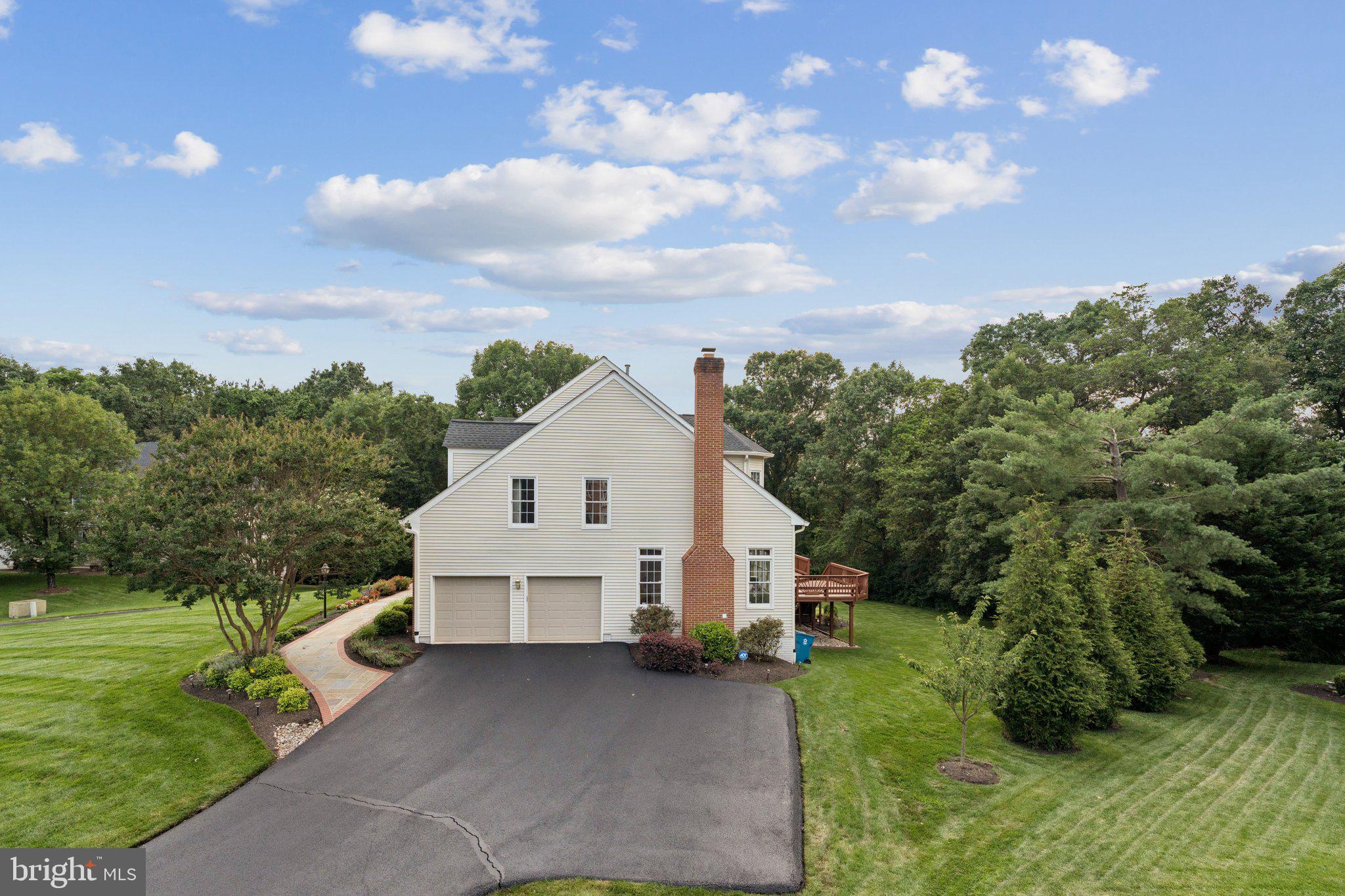 GRAND HAMPTONS - Residential