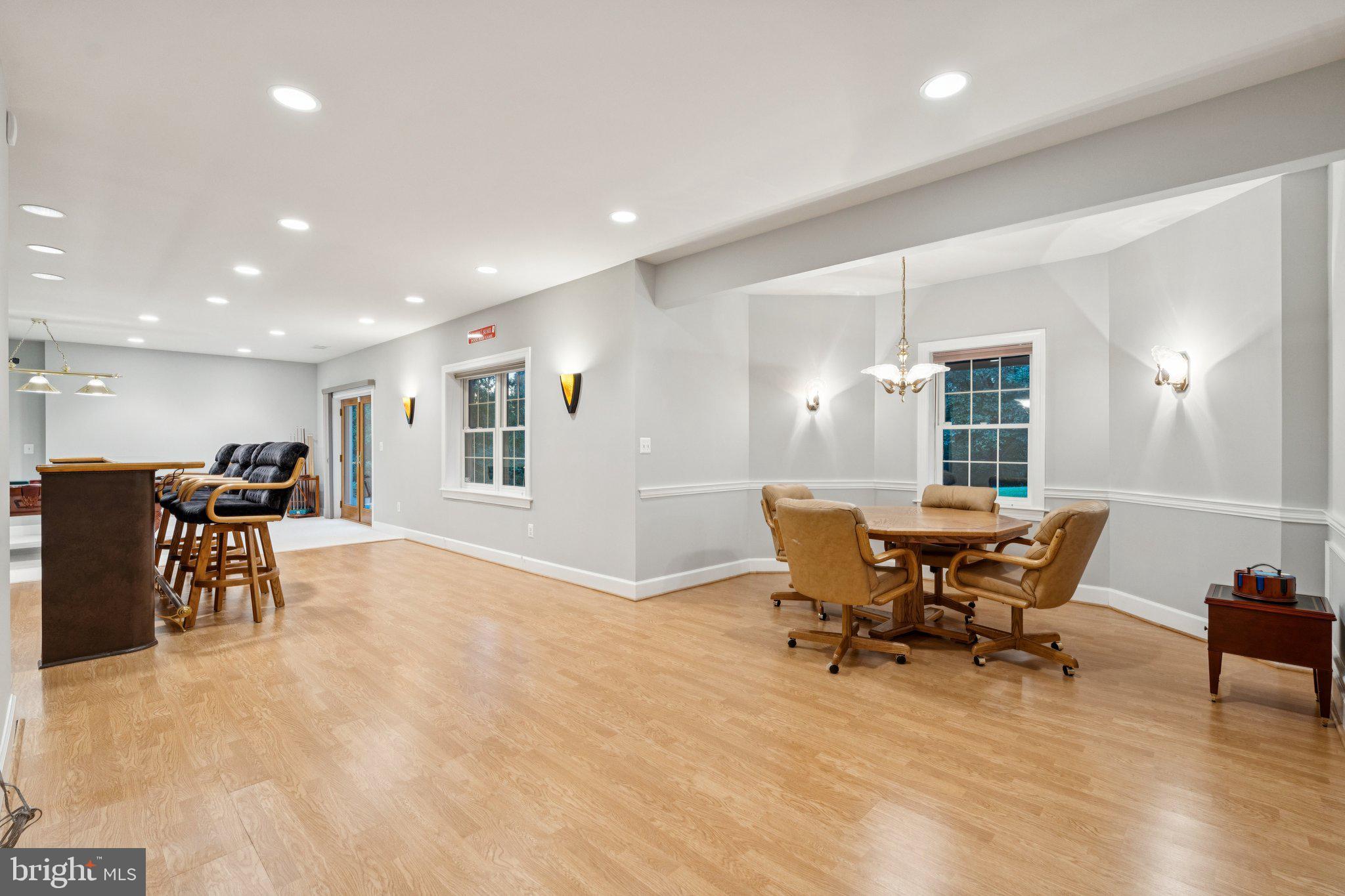 GRAND HAMPTONS - Residential