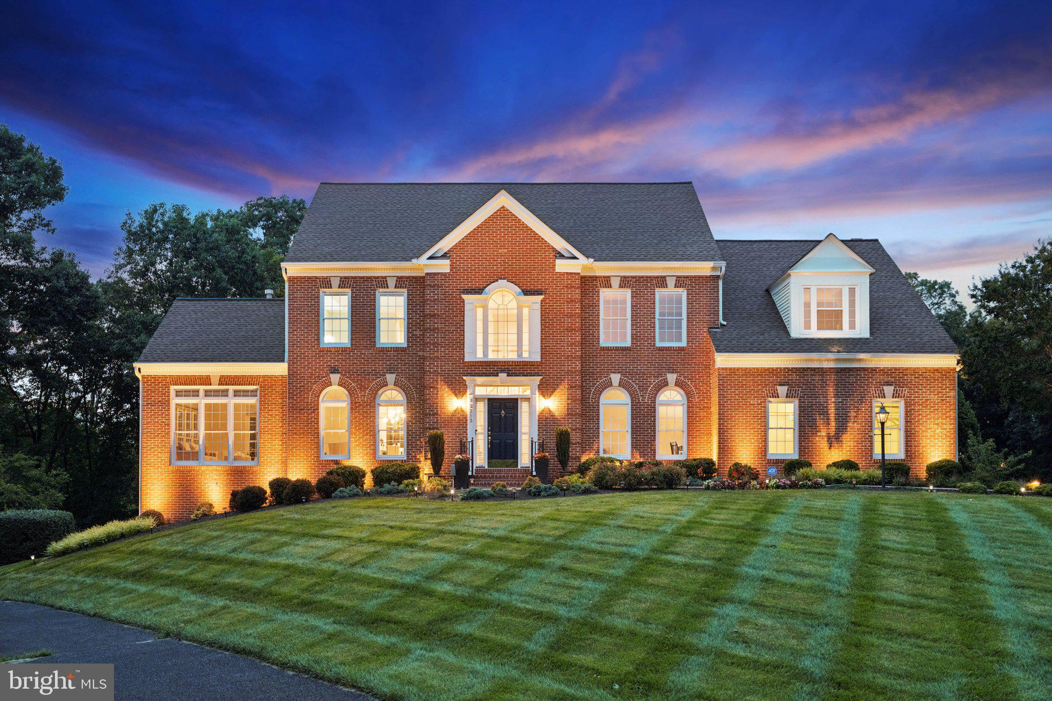 GRAND HAMPTONS - Residential