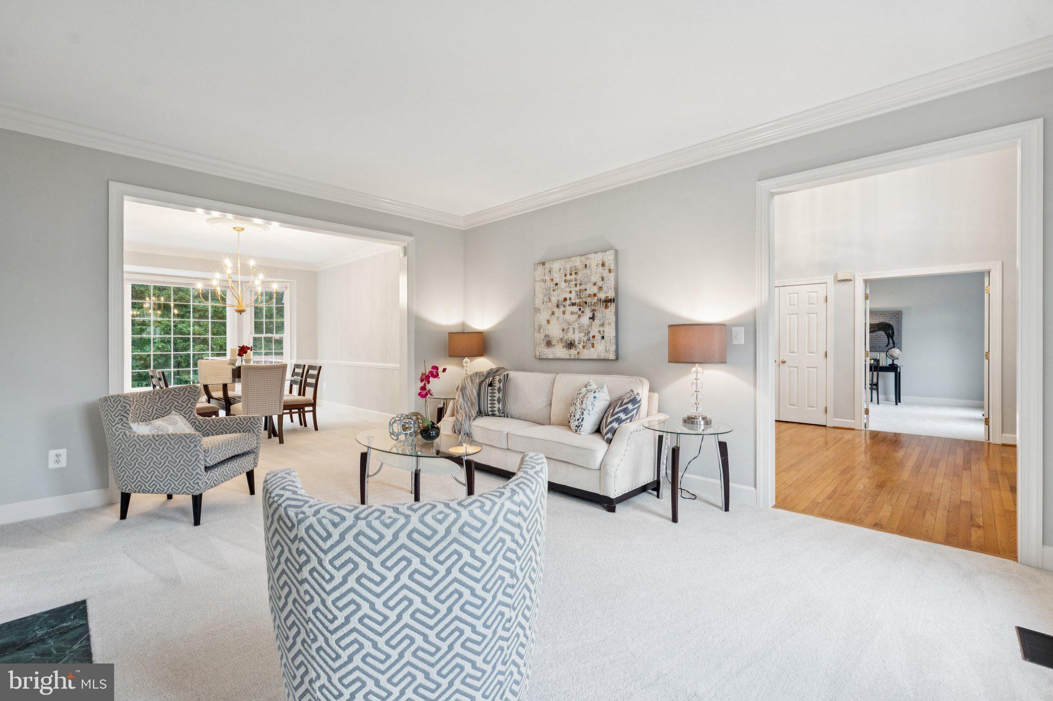 GRAND HAMPTONS - Residential