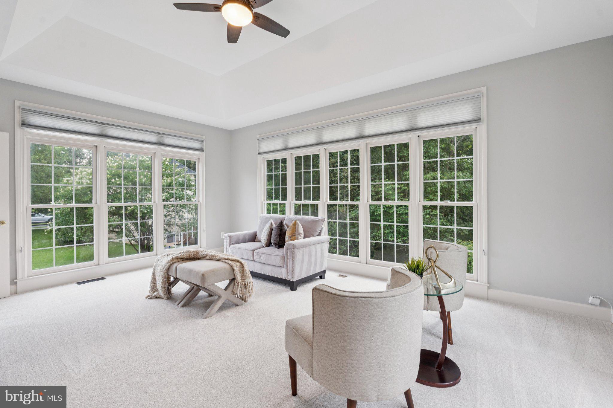 GRAND HAMPTONS - Residential