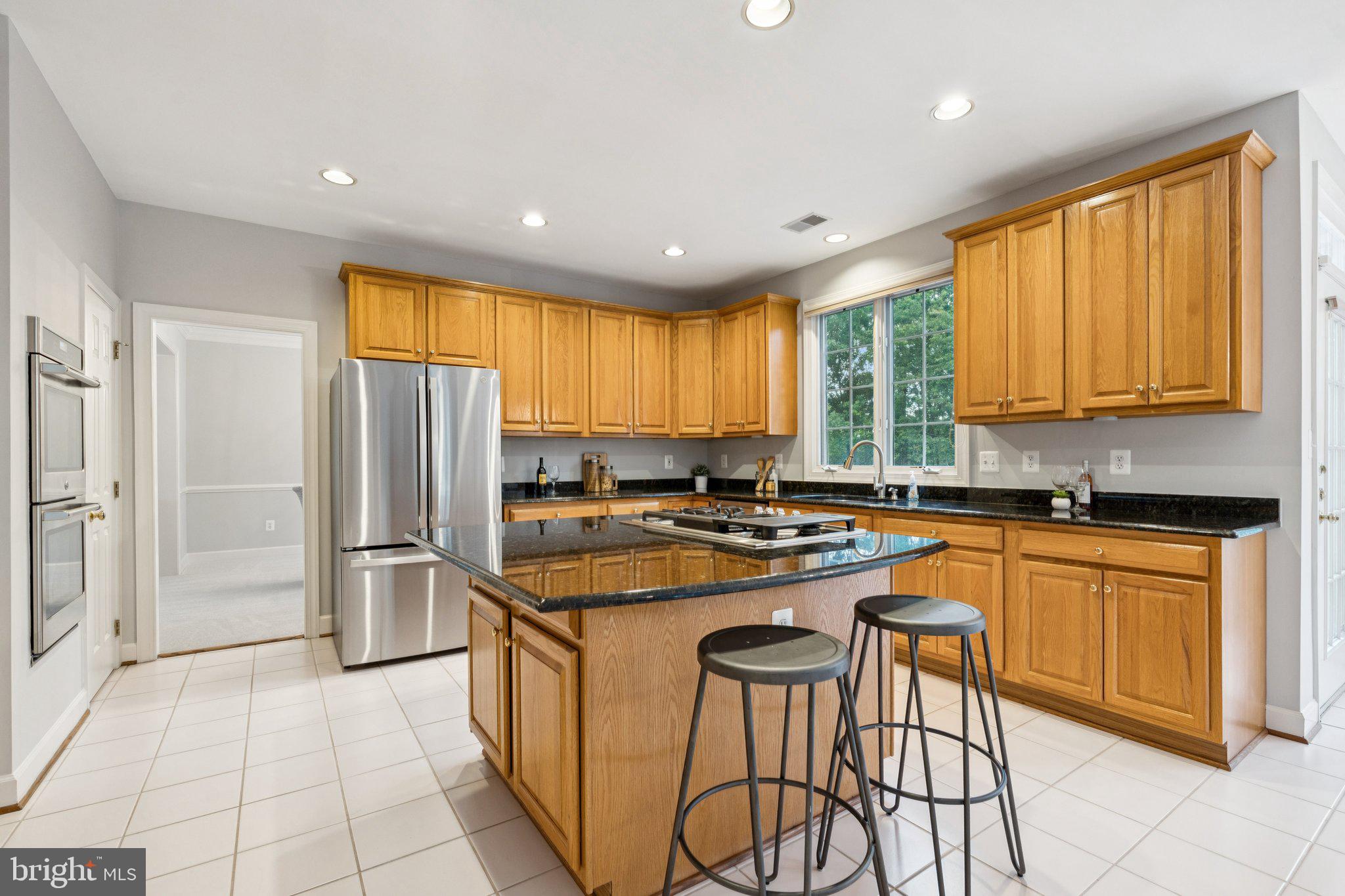 GRAND HAMPTONS - Residential