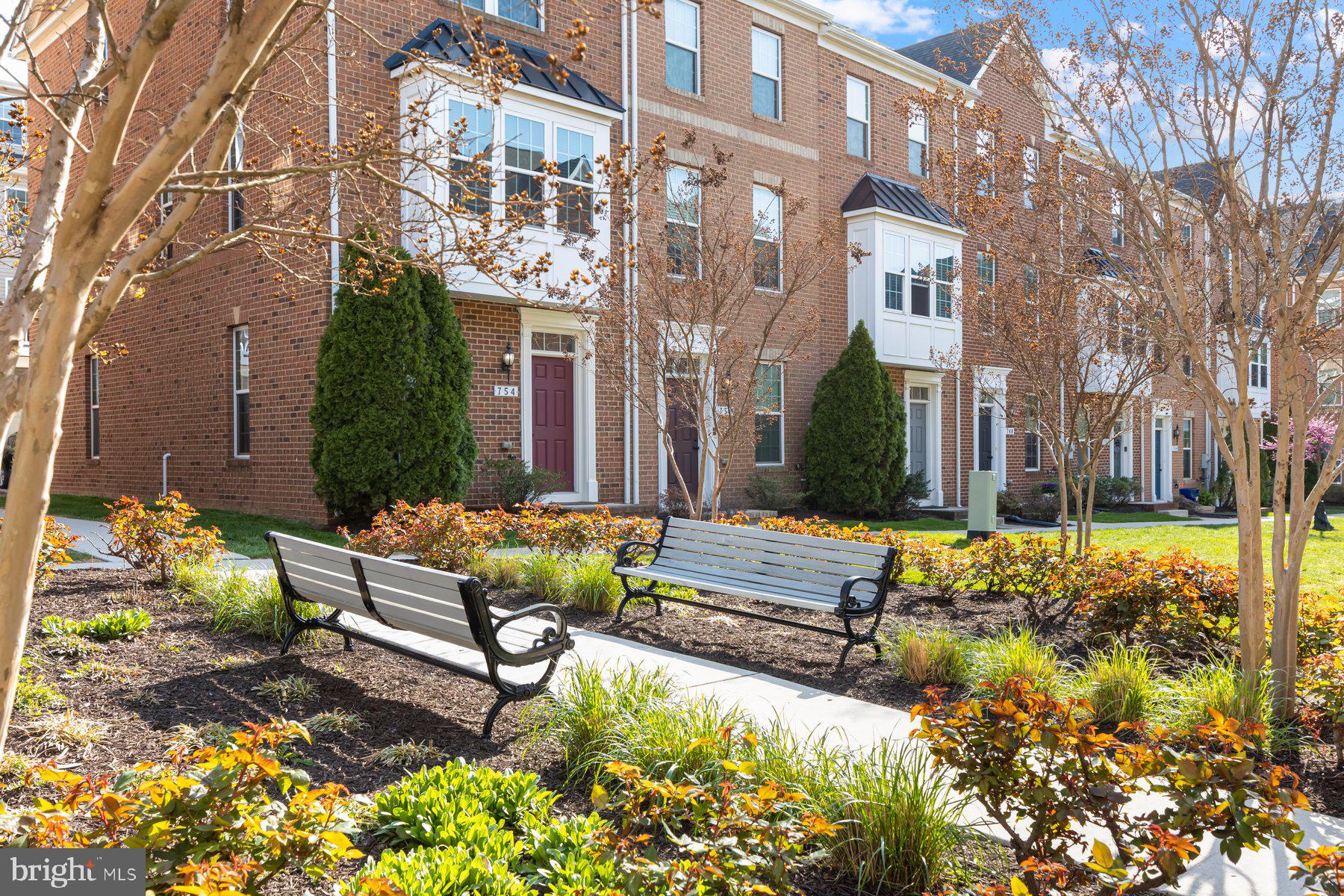 O'DONNELL SQUARE - Residential