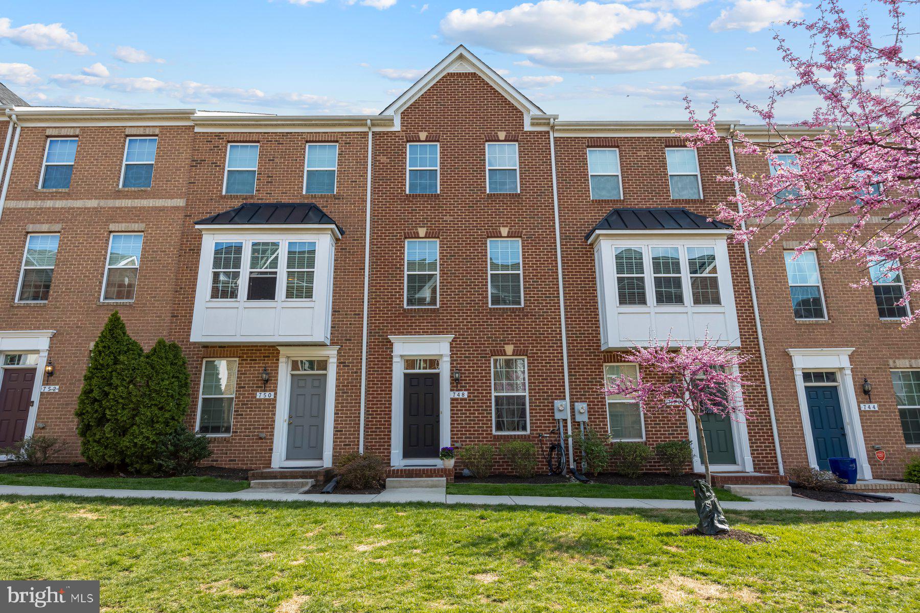 O'DONNELL SQUARE - Residential