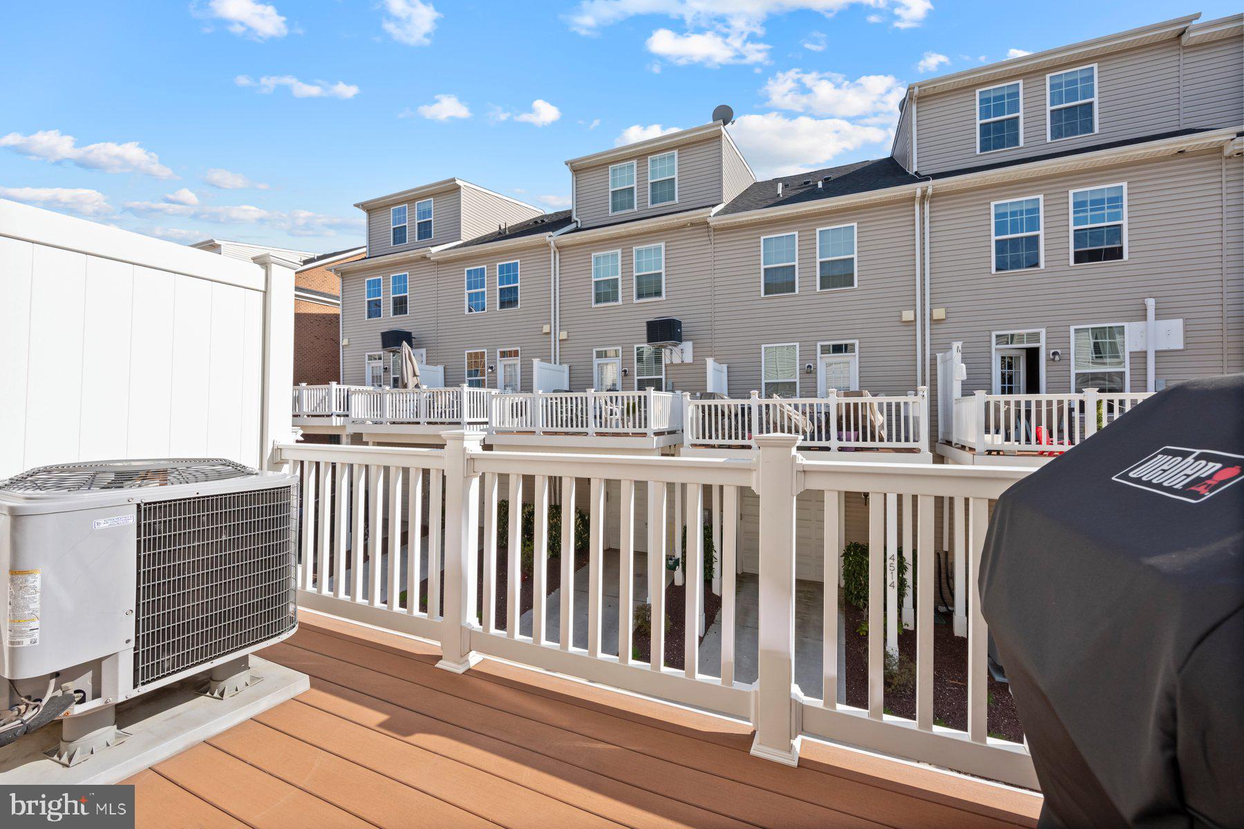 O'DONNELL SQUARE - Residential