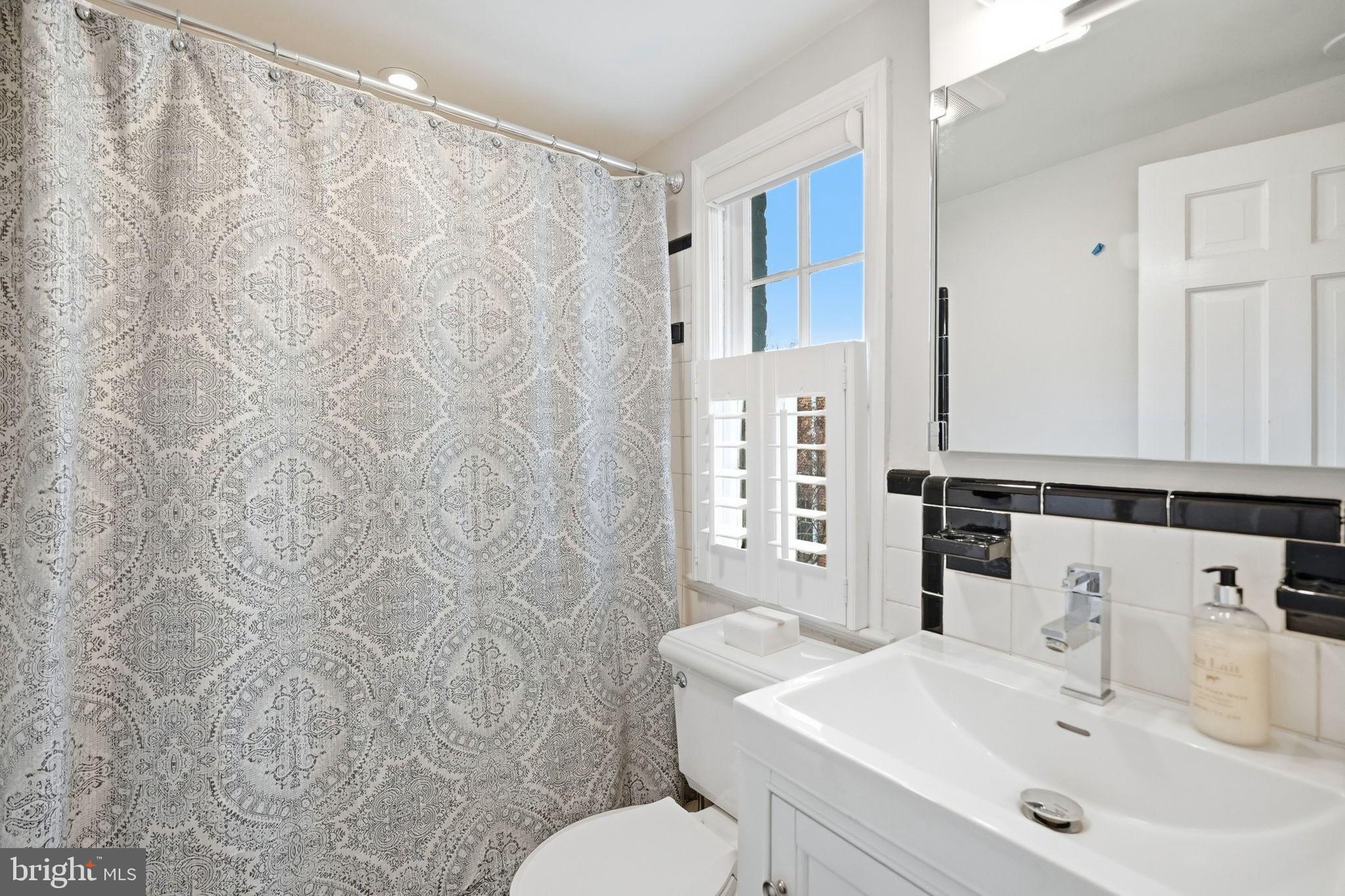 GEORGETOWN - Residential