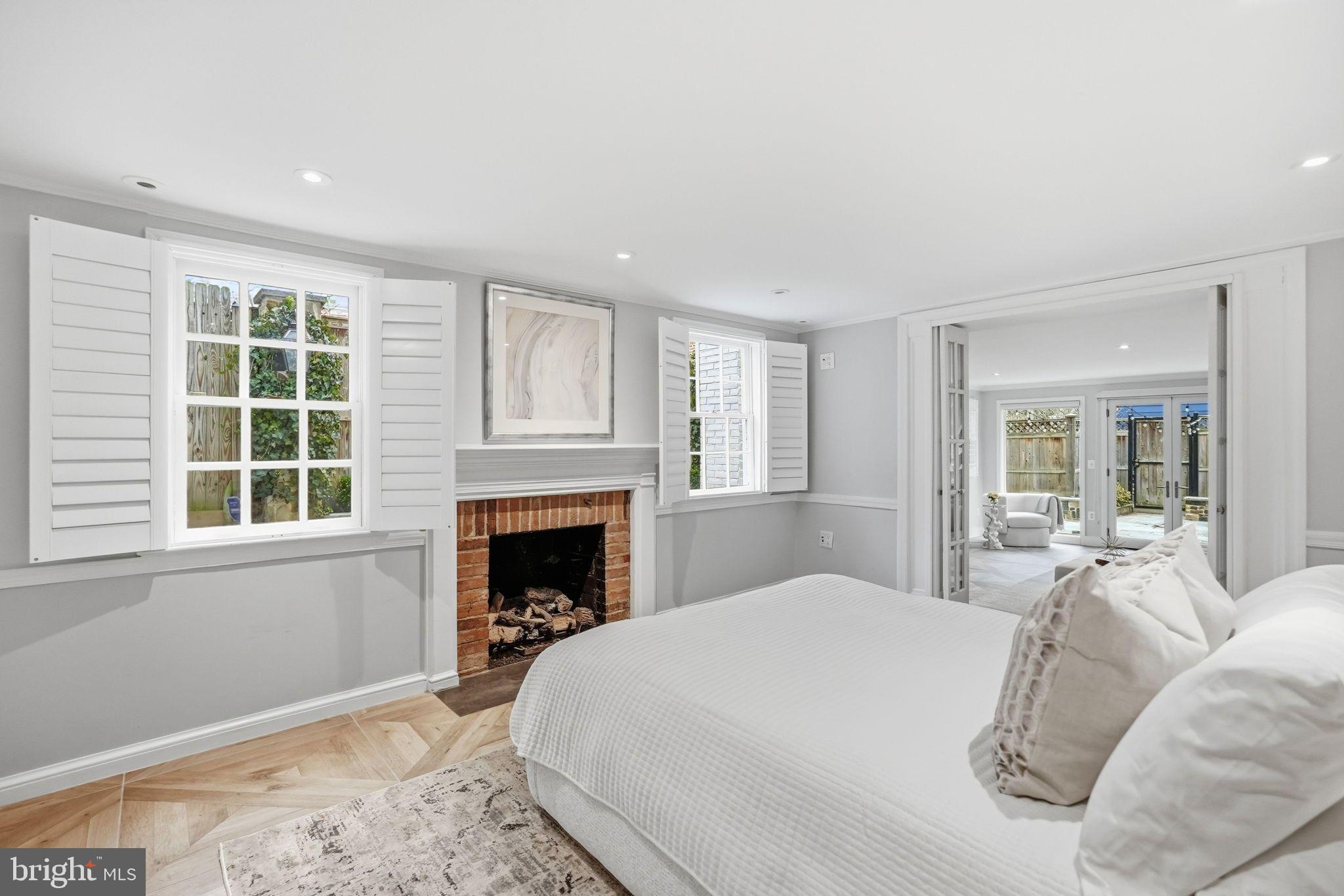 GEORGETOWN - Residential