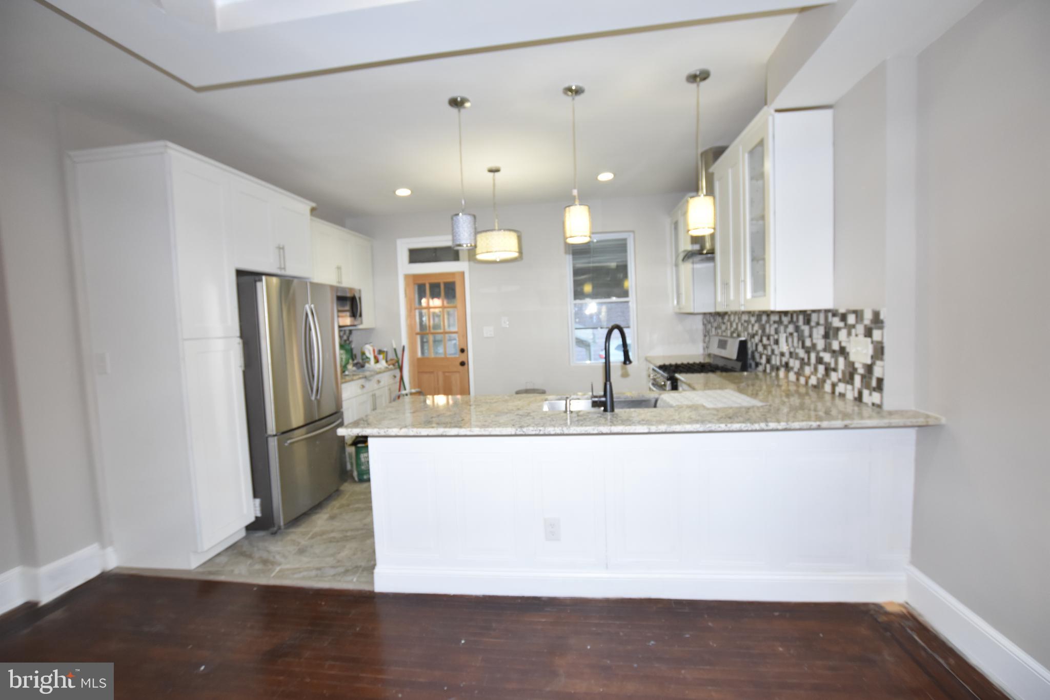 VIOLETVILLE - Residential Lease