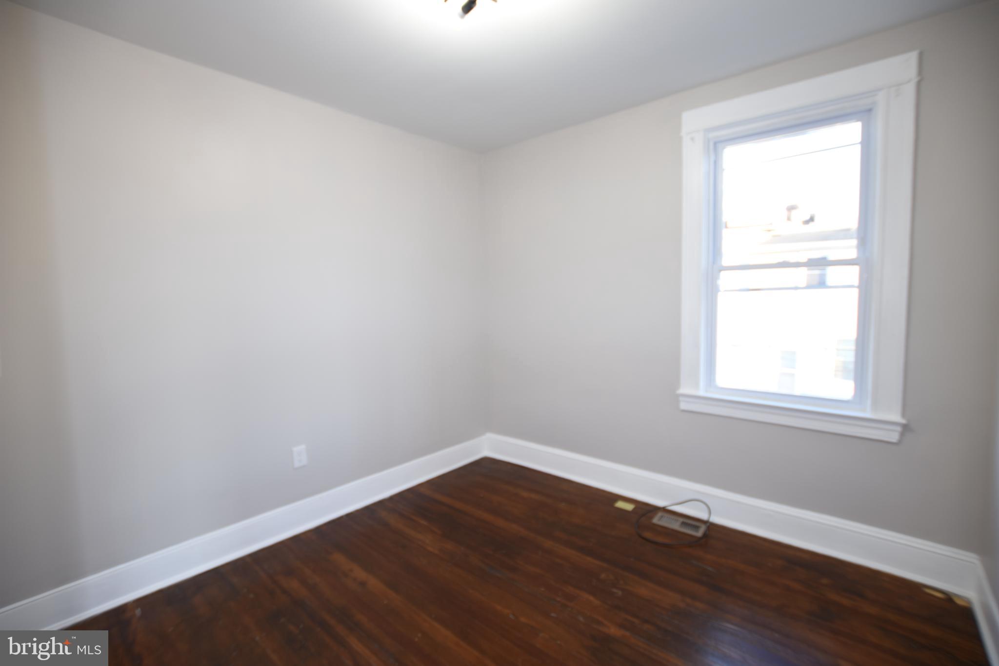 VIOLETVILLE - Residential Lease