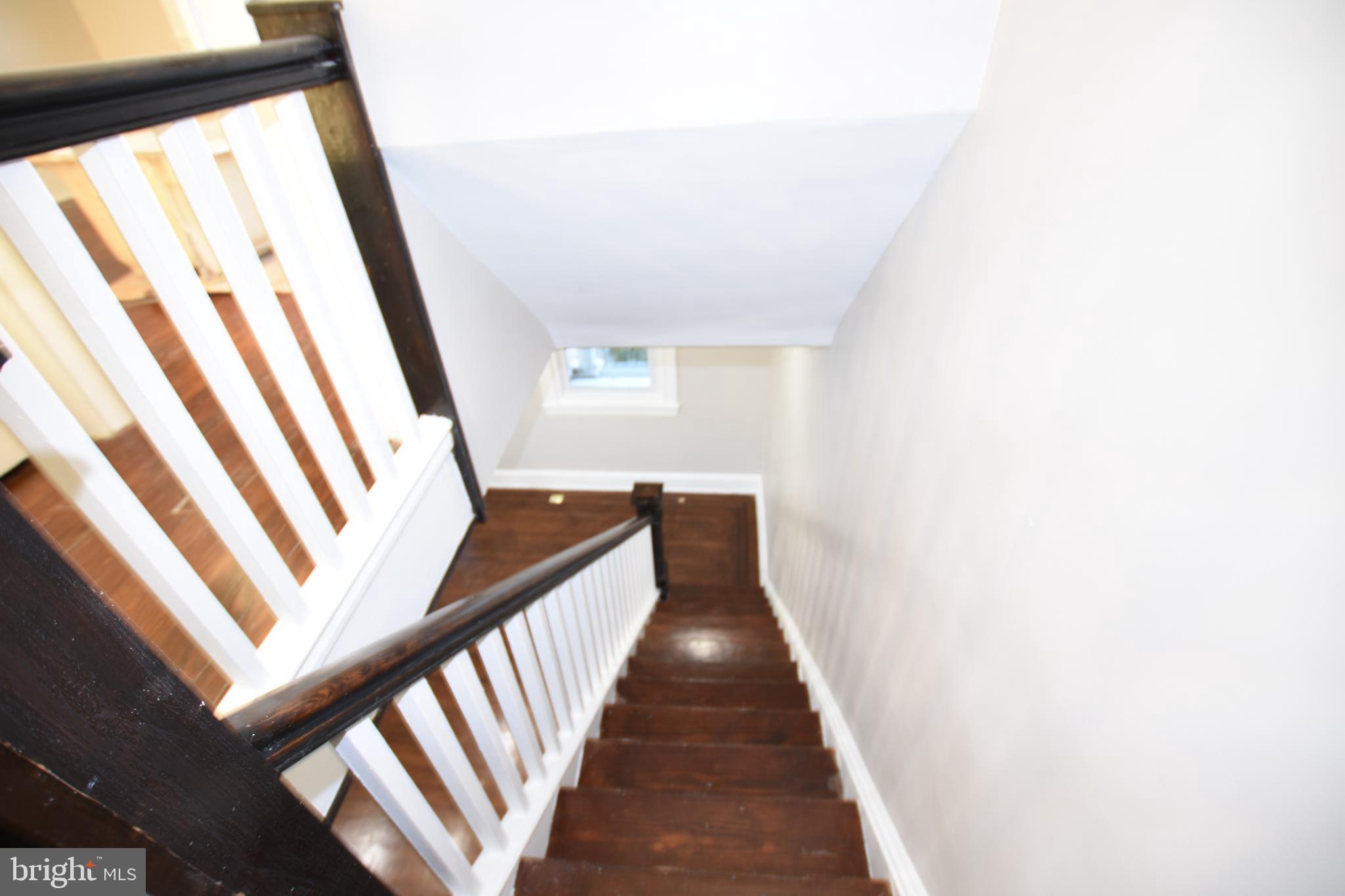 VIOLETVILLE - Residential Lease