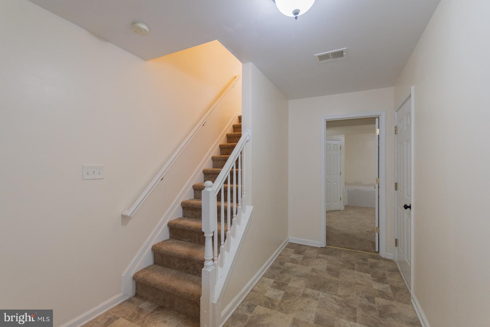 MILLS FARM - Residential