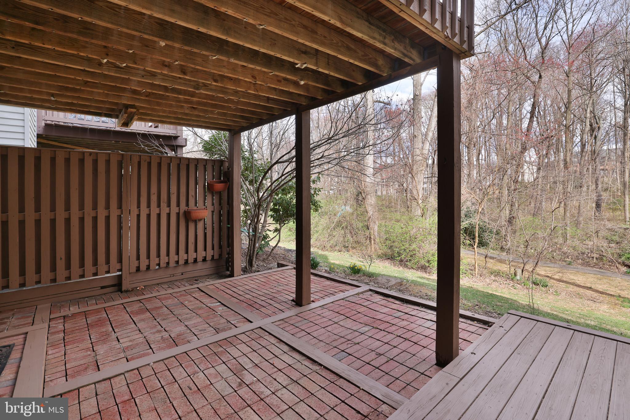 FAIR WOODS - Residential