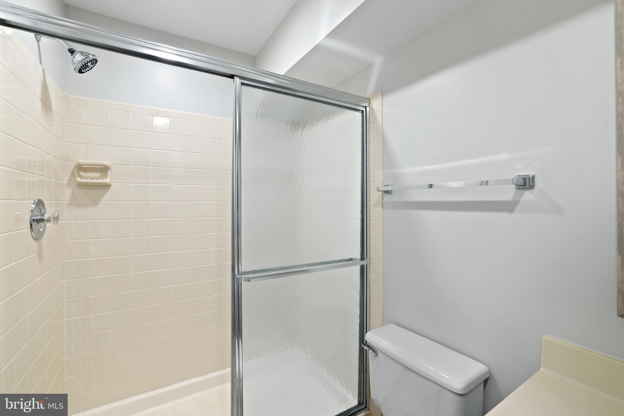 FAIR WOODS - Residential