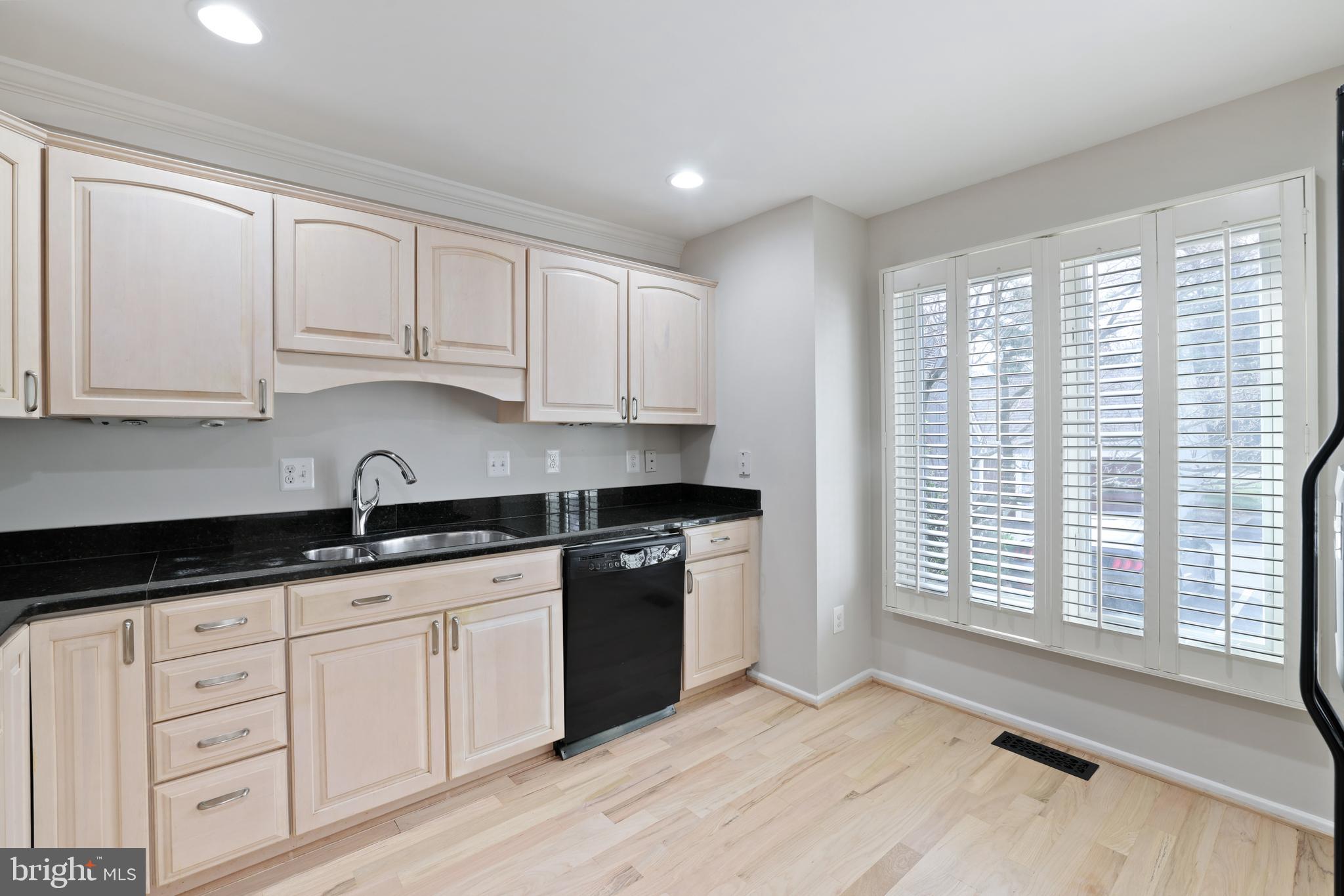 FAIR WOODS - Residential